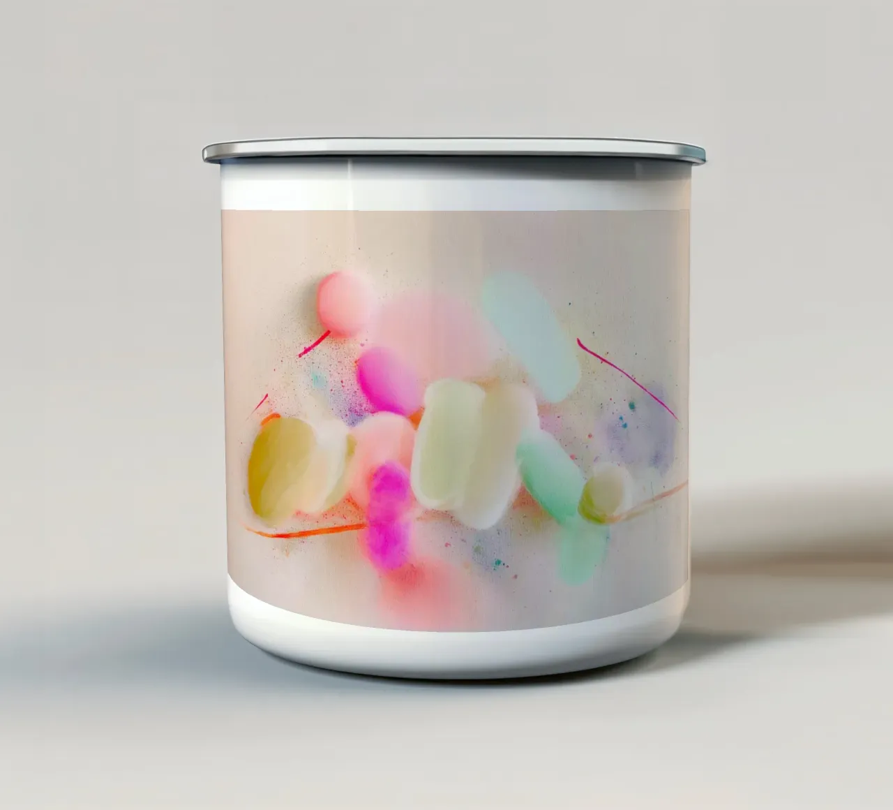 La luminosità delle forme tazza in smalto da Carina Pop & Pastell