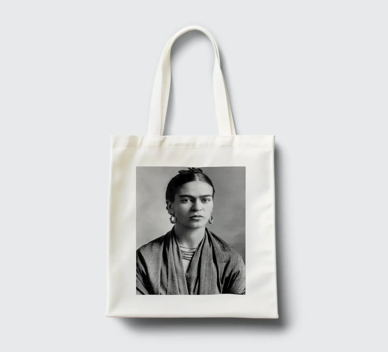 Lo sguardo intensamente espressivo di Frida Kahlo borsa in juta da blacsteel