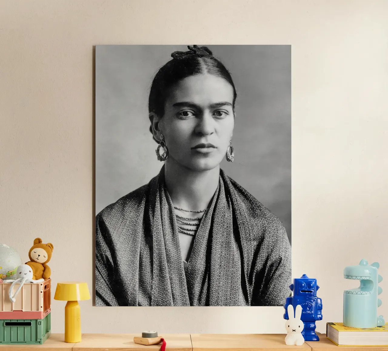 Lo sguardo intensamente espressivo di Frida Kahlo alluminio dibond da blacsteel