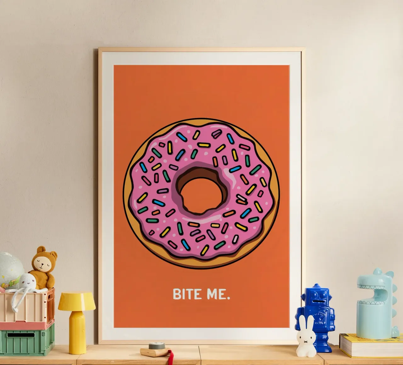 Rosa Frosted Donut "Bite Me" auf orangem Hintergrund Hahnemühle von DesignDoodle