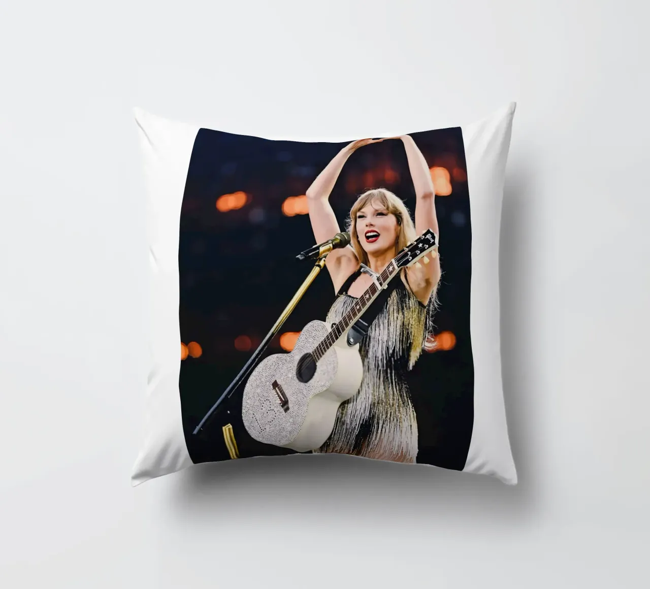 Taylor Swift cuscino da hendrikklamb