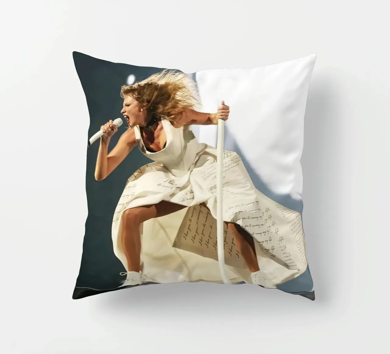 Taylor Swift cuscino da hendrikklamb