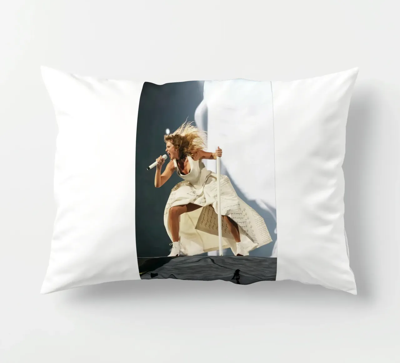 Taylor Swift cuscino da hendrikklamb