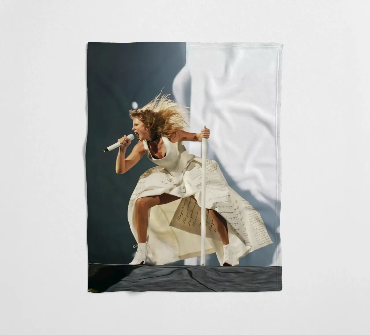 Taylor Swift Fleecedecke von hendrikklamb