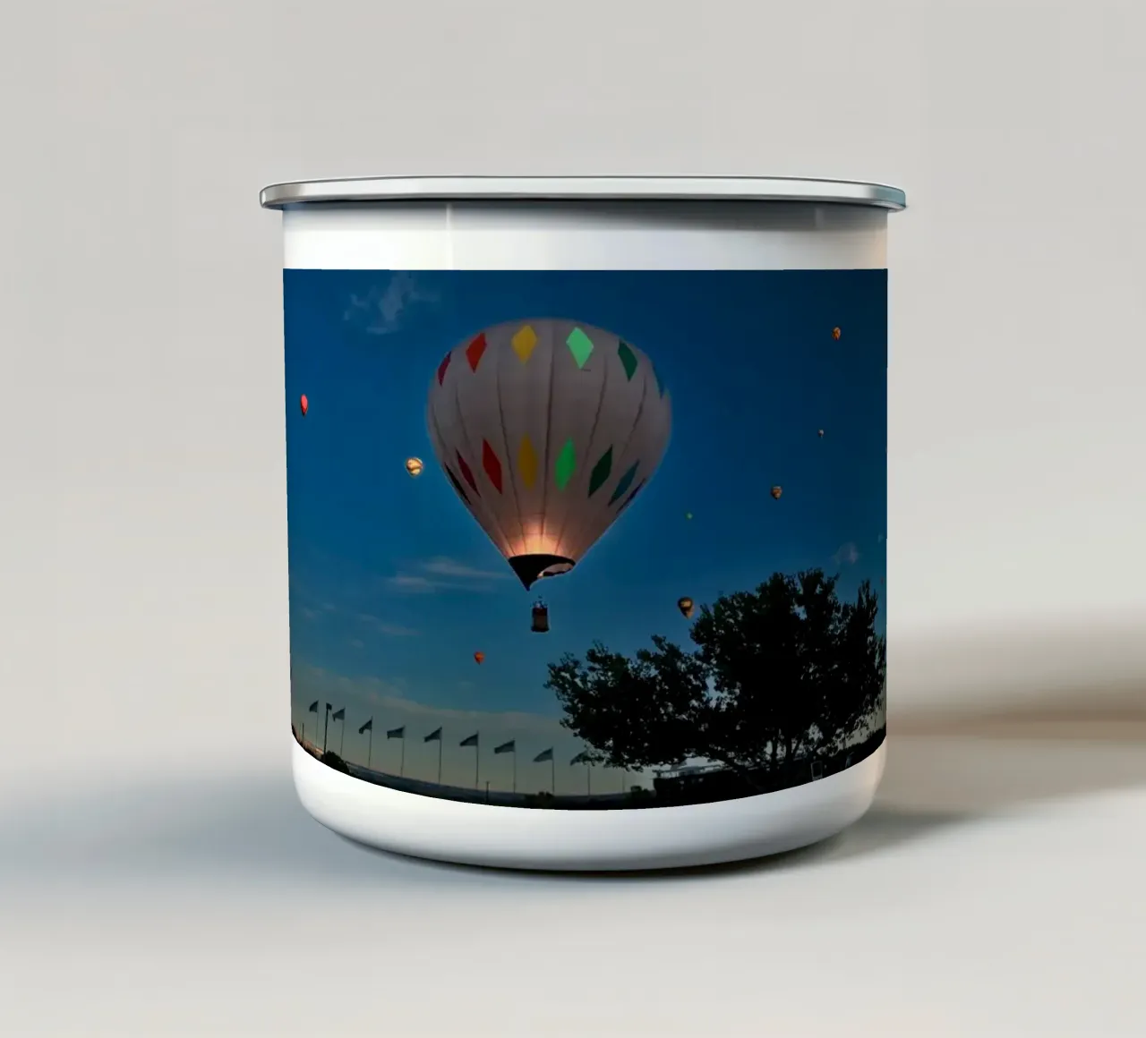 Festival delle mongolfiere all'alba ad Albuquerque NM tazza in smalto da DiveDuke