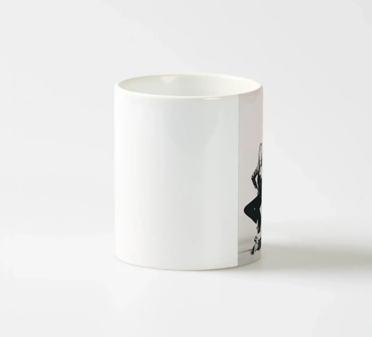 Queen tazza in ceramica da hendrikklamb