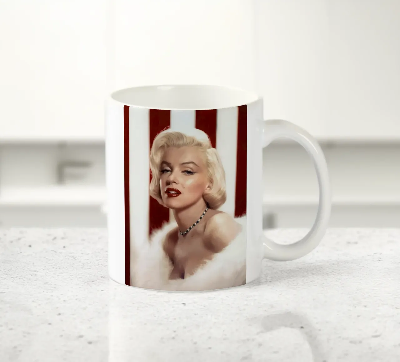 Marilyn Monroe: Bellezza, fama e tragedia tazza in ceramica da valentinomartinst