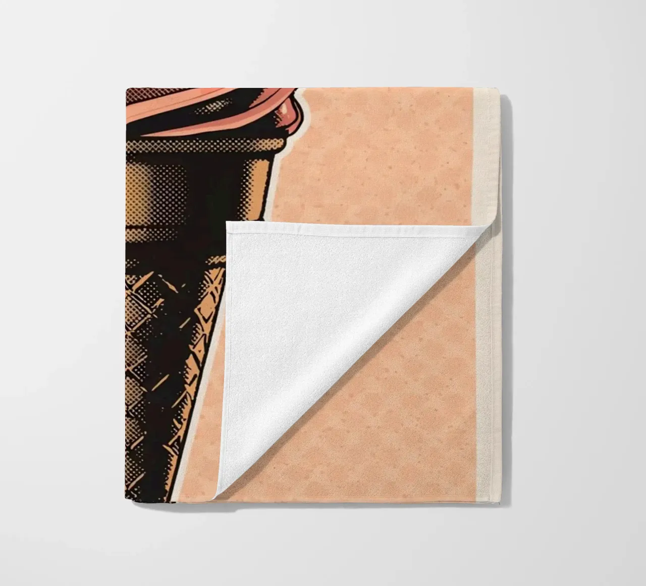 Cono gelato soft-serve rosa telo mare da DesignDoodle