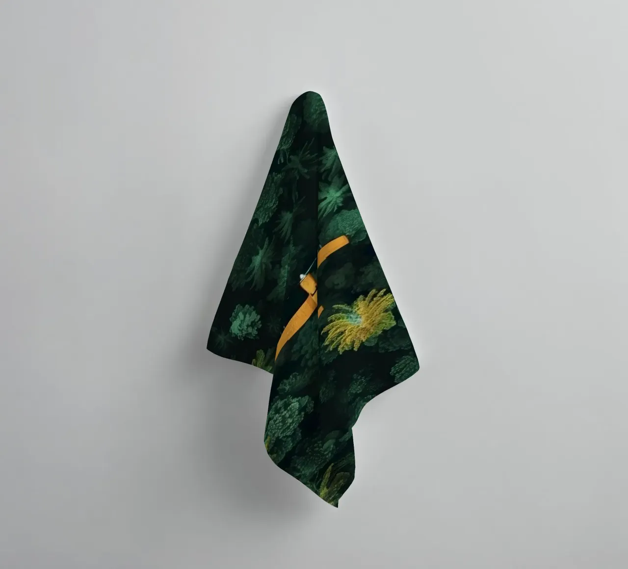 fly through forest badhanddoek van scoten