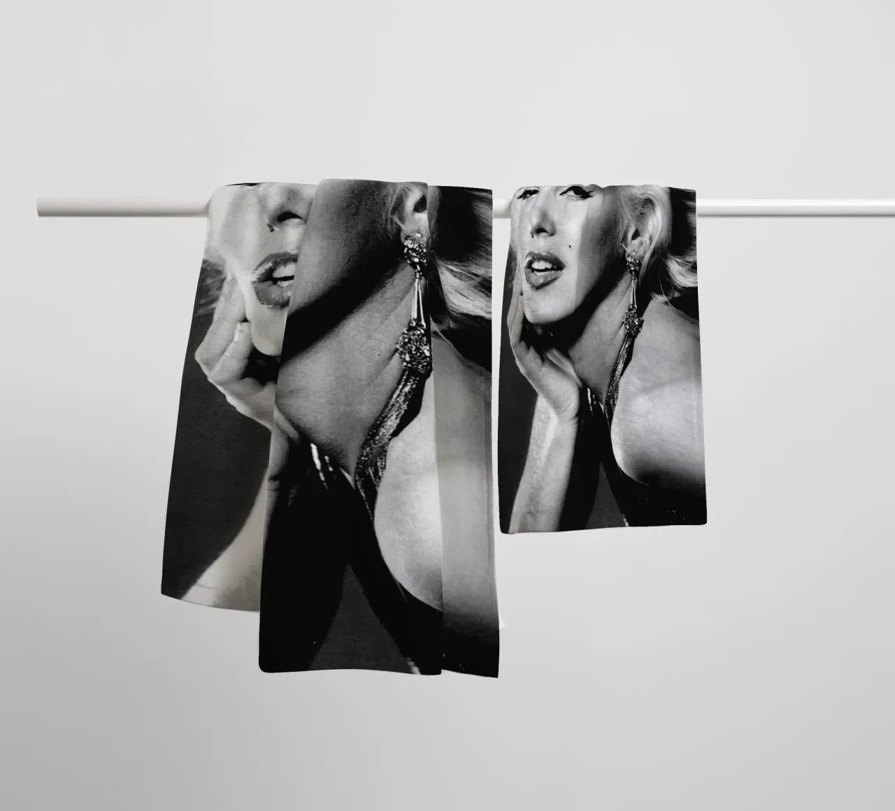 The Making of a Legend How Marilyn Monroe Captivated the Wo towel by valentinomartinst
