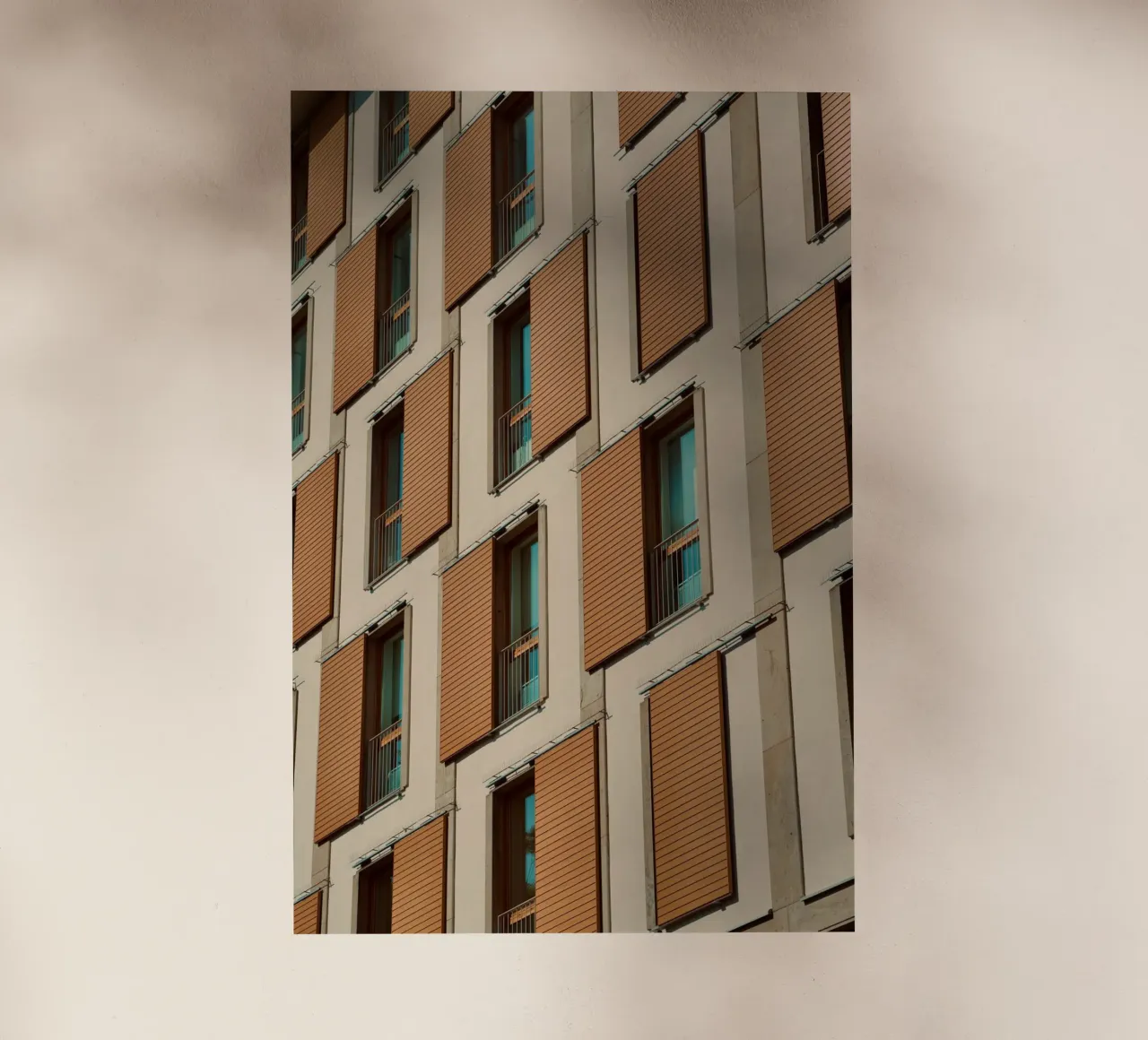 striped window building pellicola backlit da juli