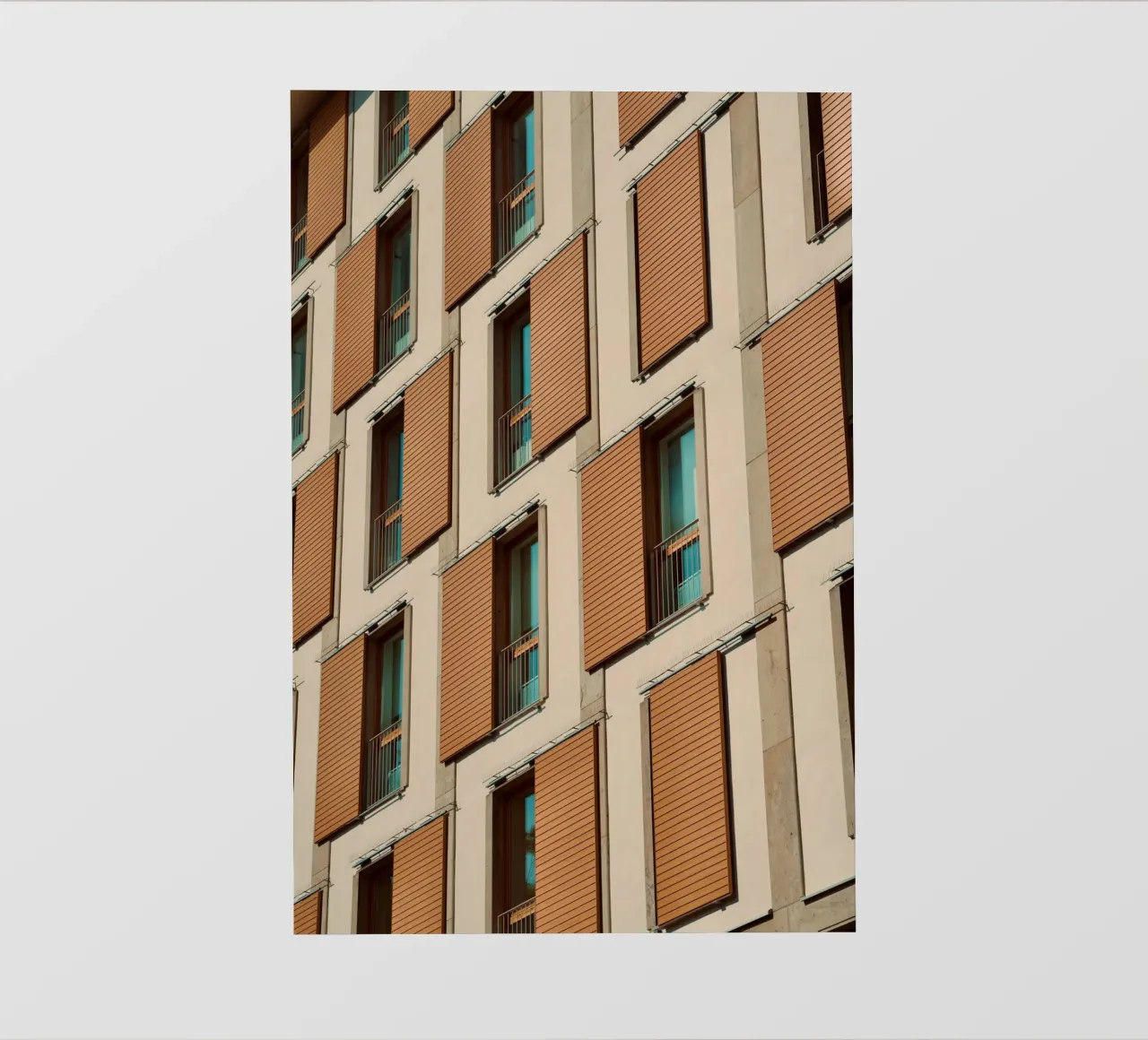 striped window building lámina retroiluminada de juli