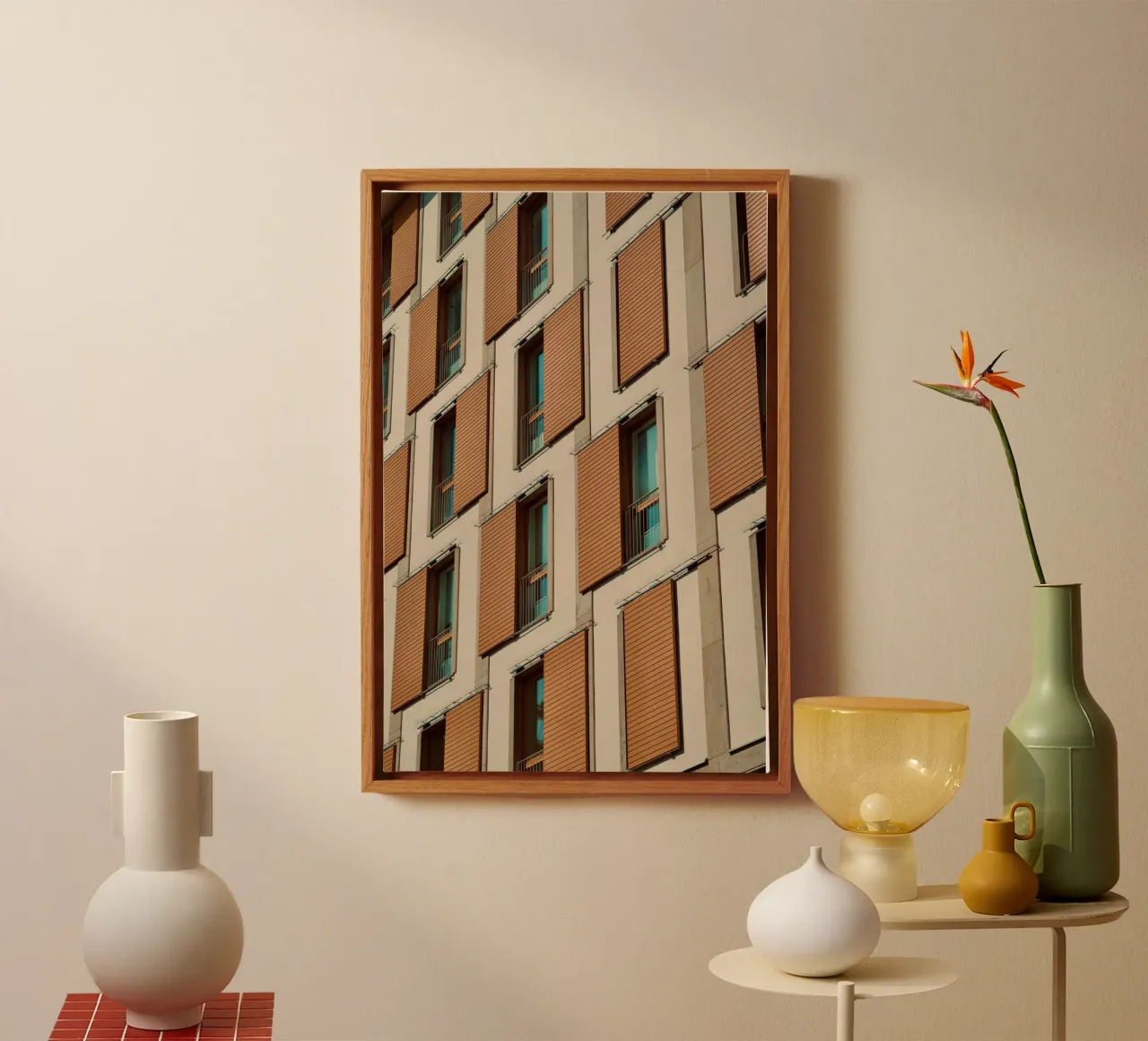 striped window building tela da juli