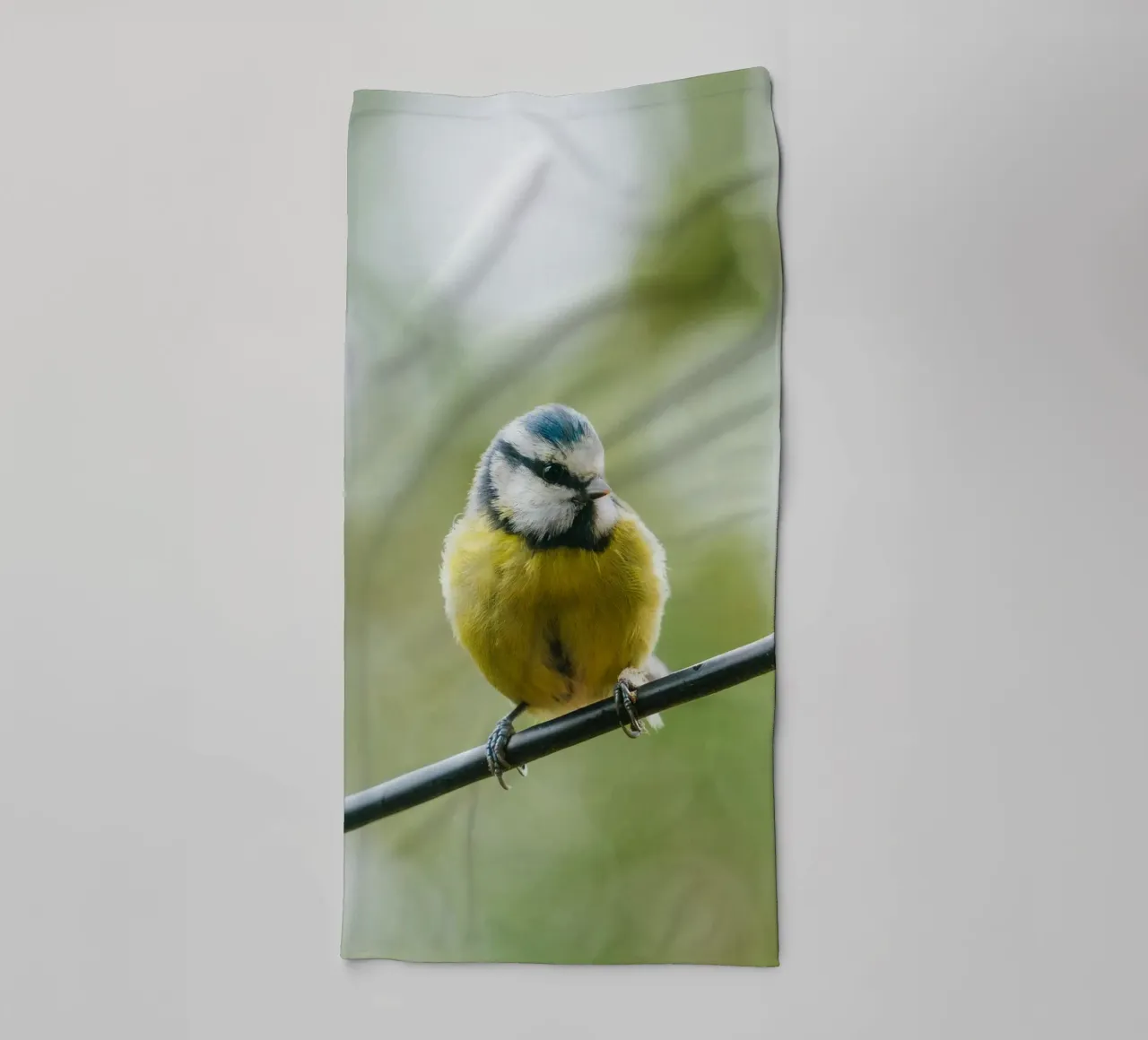 bird on the branch asciugamano da bagno da juli