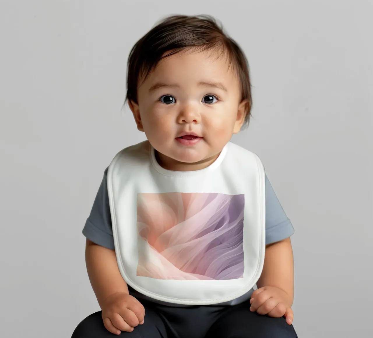 Onde traslucide in tessuto nei colori pesca e lavanda bavaglino da DesignDoodle