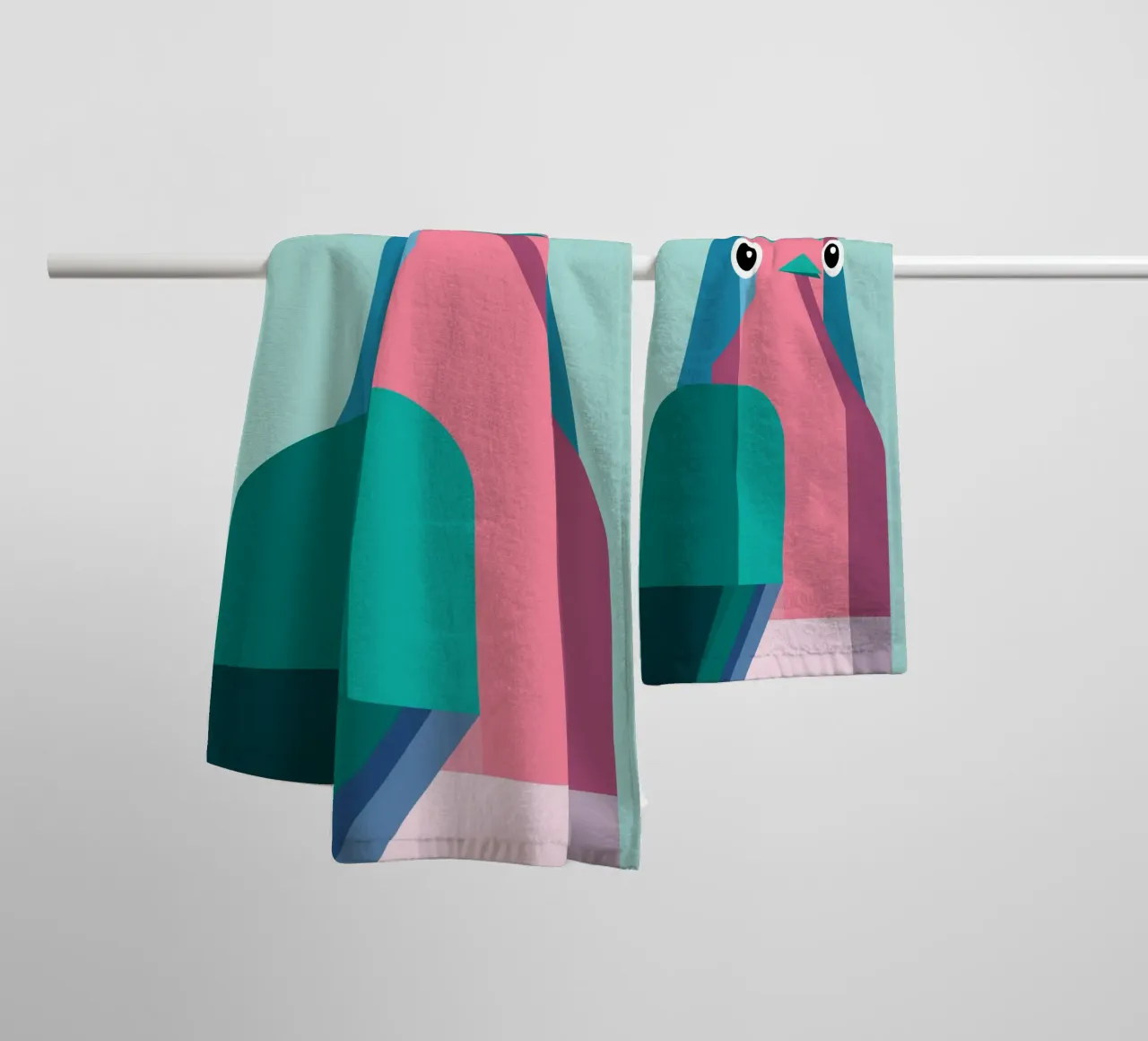 Rotkehlchen in Weihnachtsmüzte asciugamano da bagno da DARIA IVANOVNA