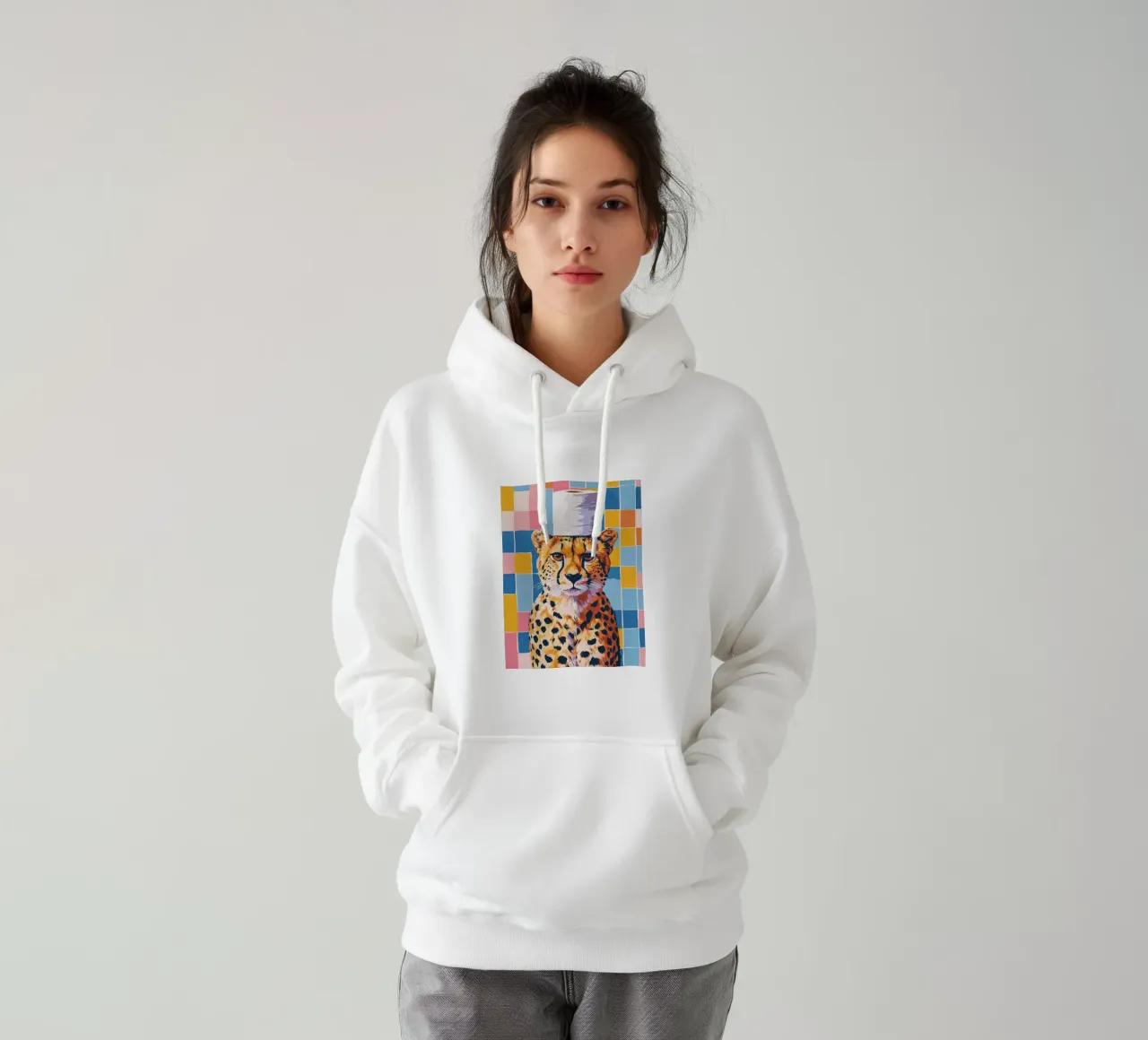 Ghepardo con cappello di carta igienica felpa con cappuccio da JoyWalkerShop