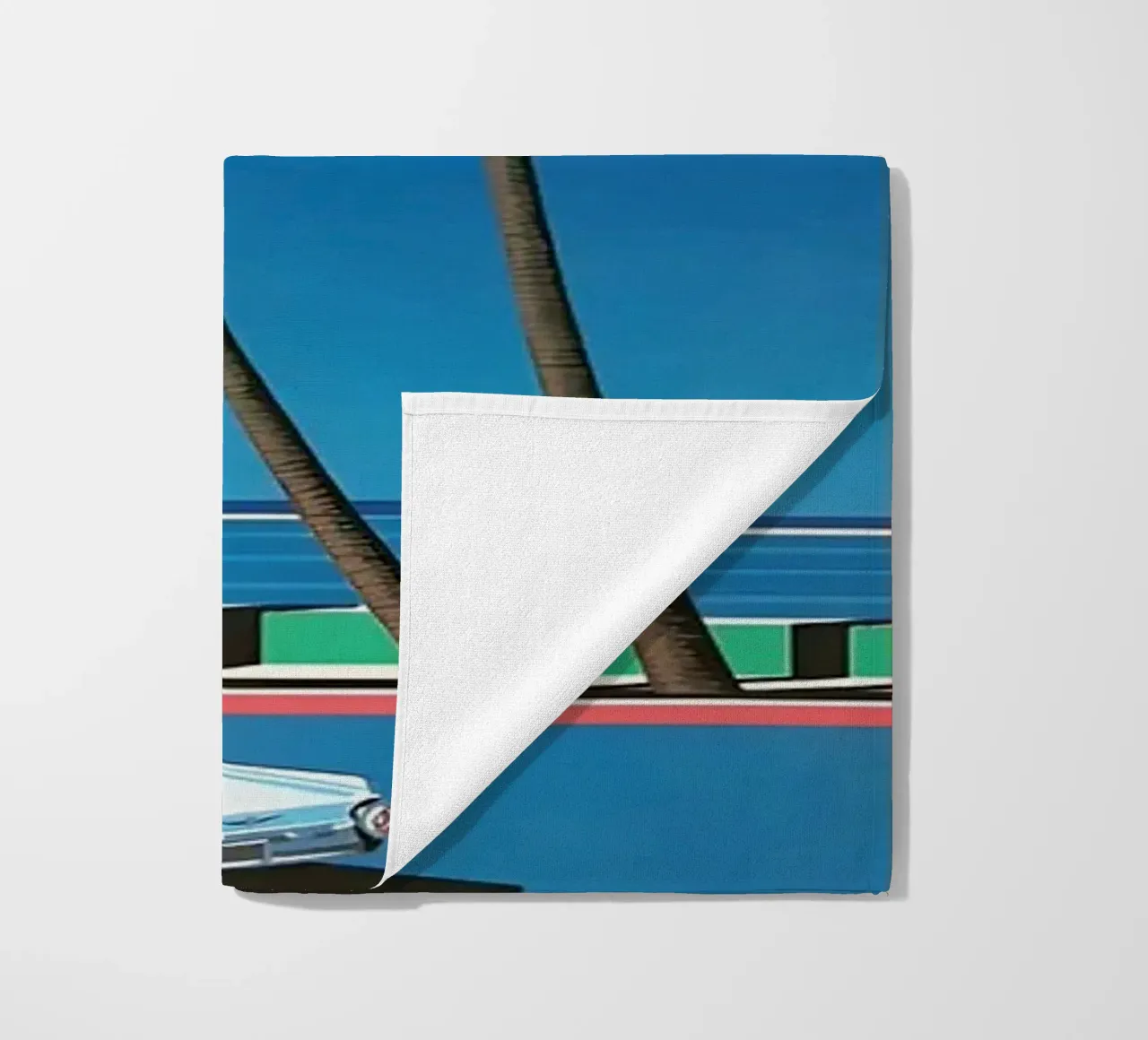 Auto bianca Orgoglio Hiroshi Nagai telo mare da KOOL STORE
