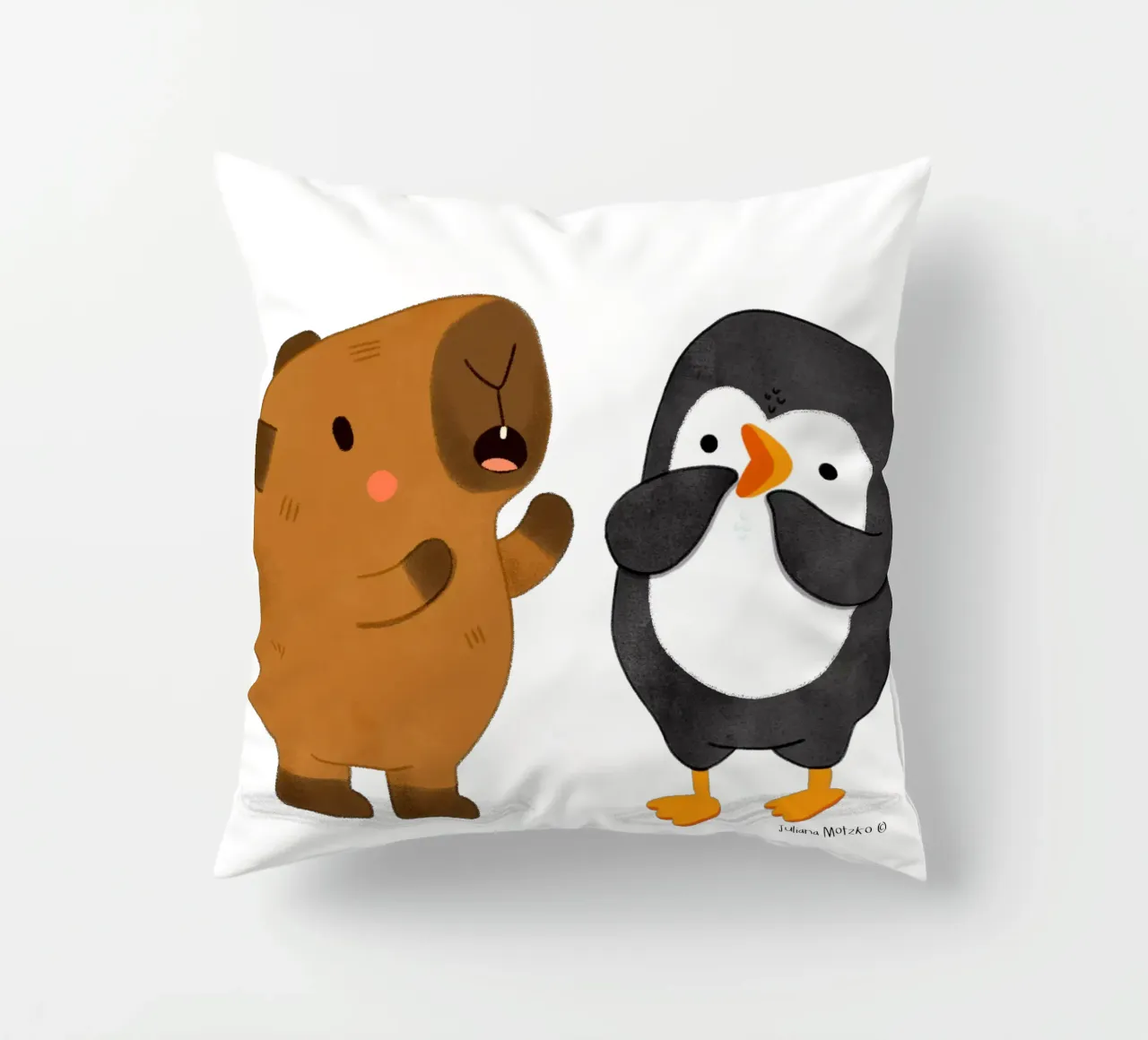 Capibara e pinguino a colloquio cuscino da julianamotzko