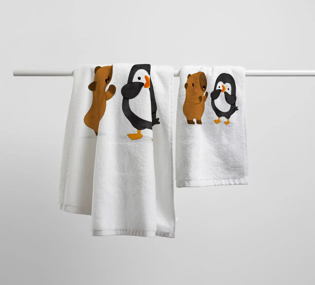 Capybara and Penguin talking towel by julianamotzko