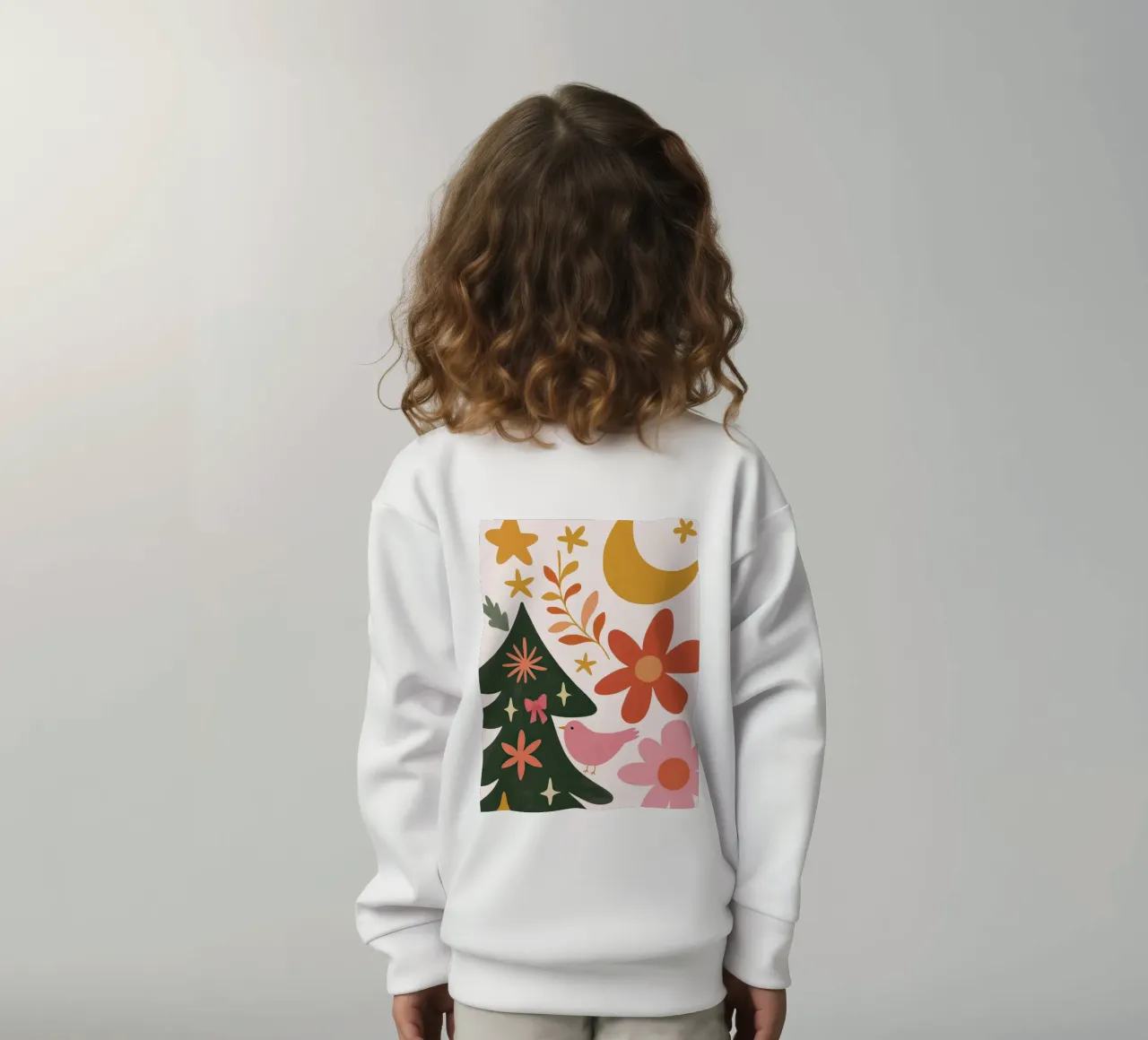 Sognante albero di Natale a forma di uccello rosa con luna, stelle e fiori felpa bambino da GentleEchoes Dreamlight