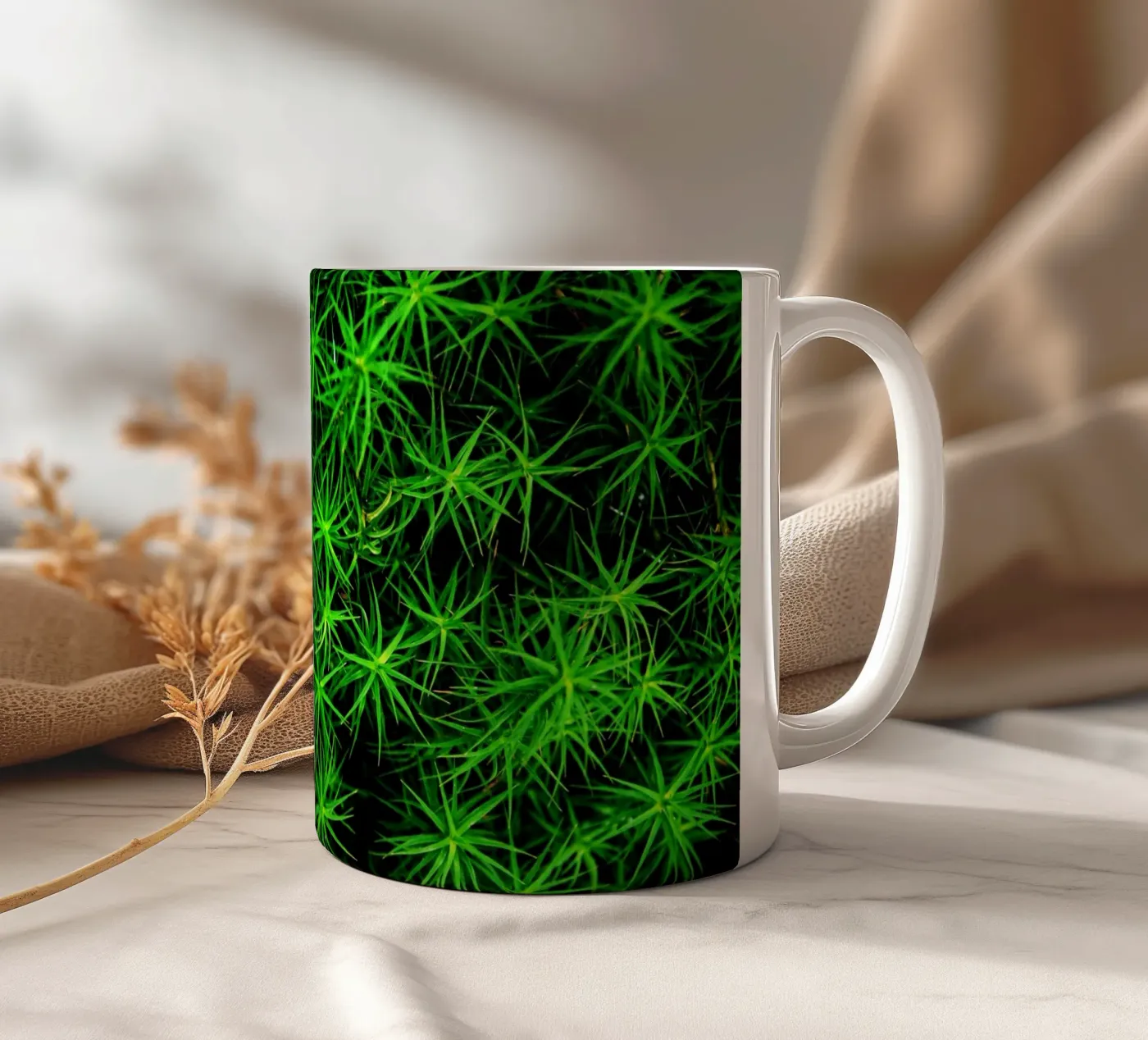 Moss pattern ceramic mug by Fjöllart