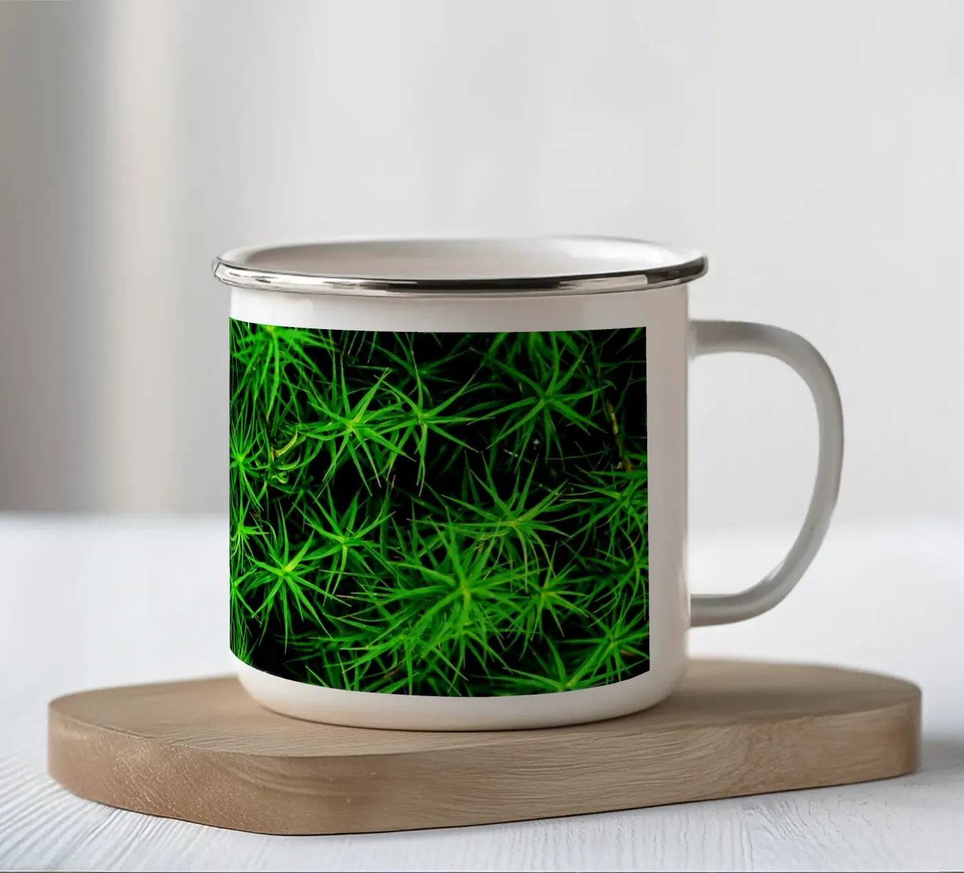 Moss pattern enamel mug by Fjöllart