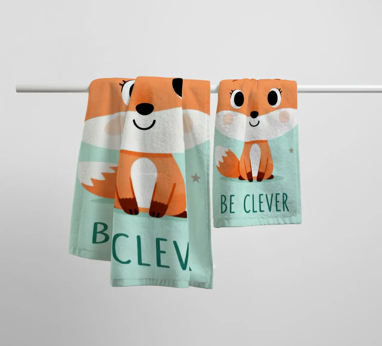 Be Clever Fox asciugamano da bagno da EverLuvv Studio