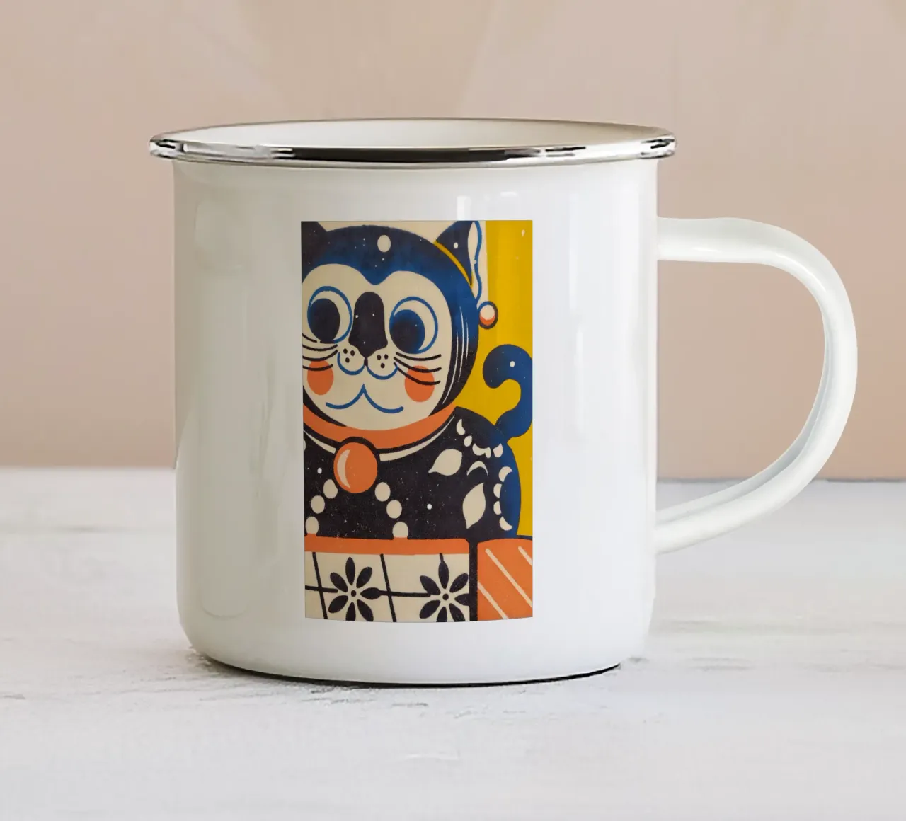 Gatto fortunato in stile retrò tazza in smalto da Studio Mooodz