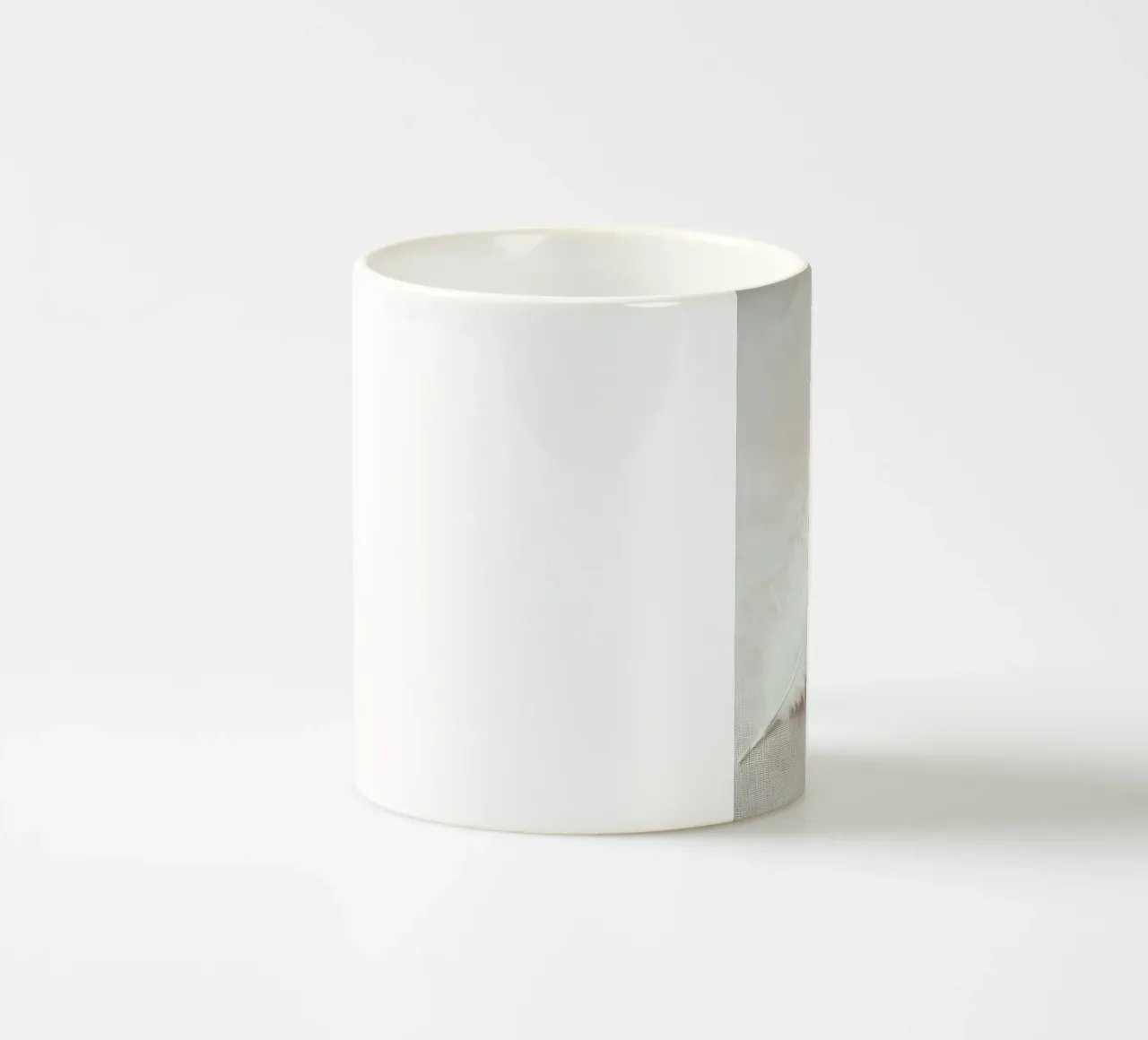 Un singolo pennacchio V2 tazza in ceramica da luxi&lace