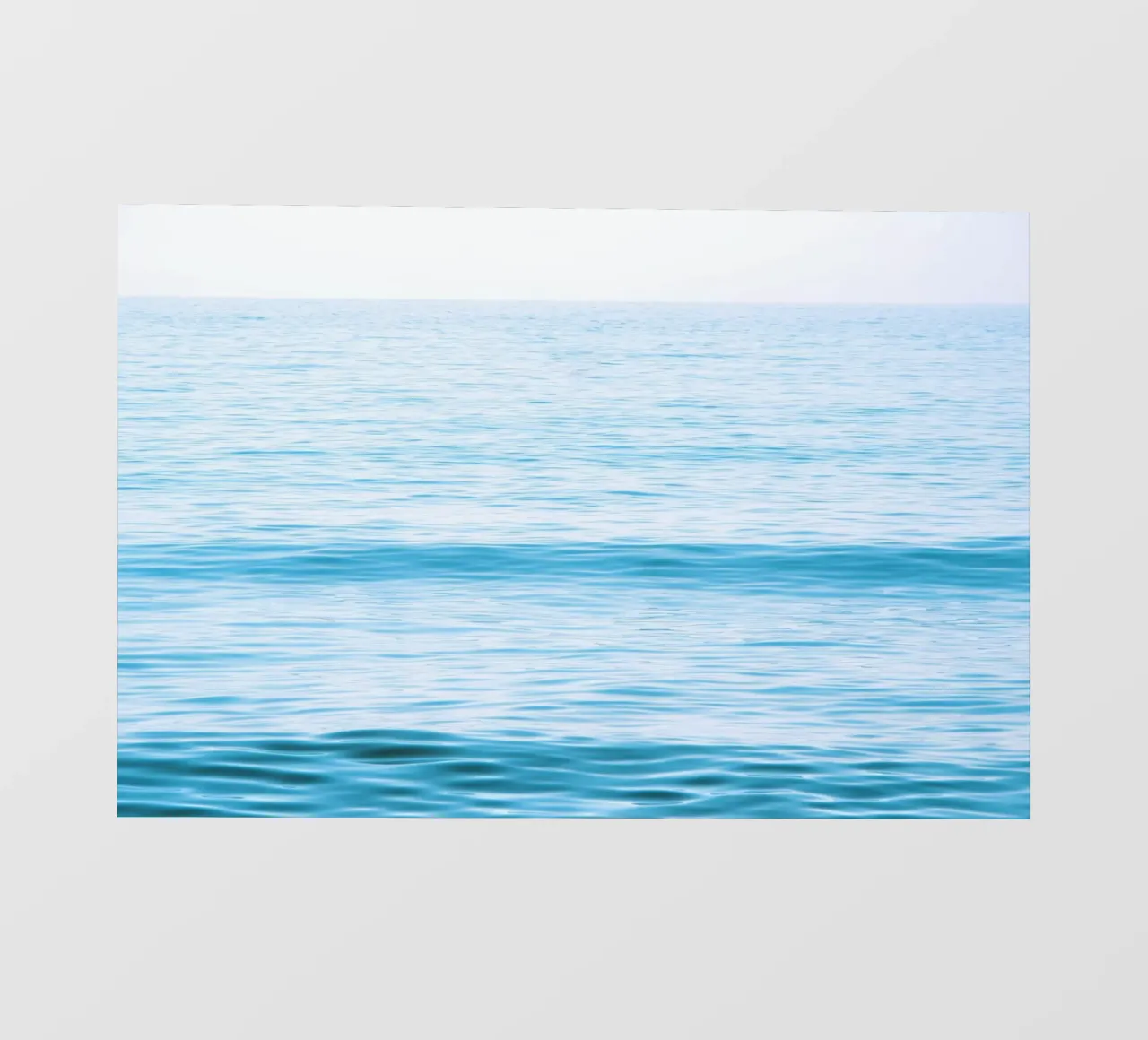 Calm sea backlit film by Fjöllart