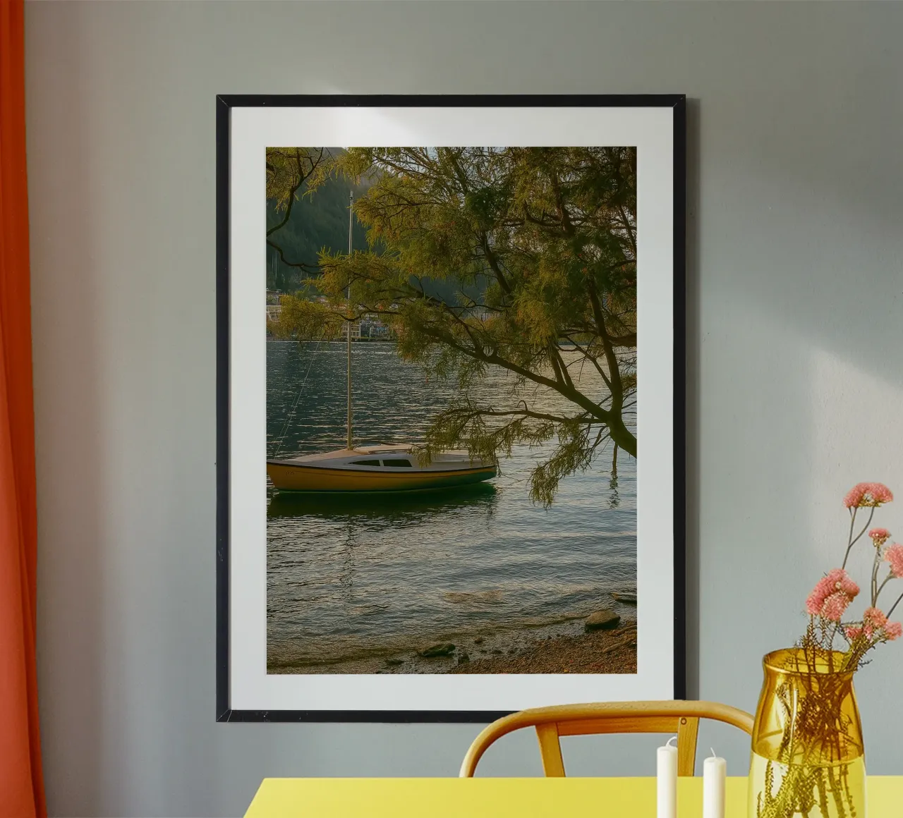 nave in riva al fiume poster da tamarind