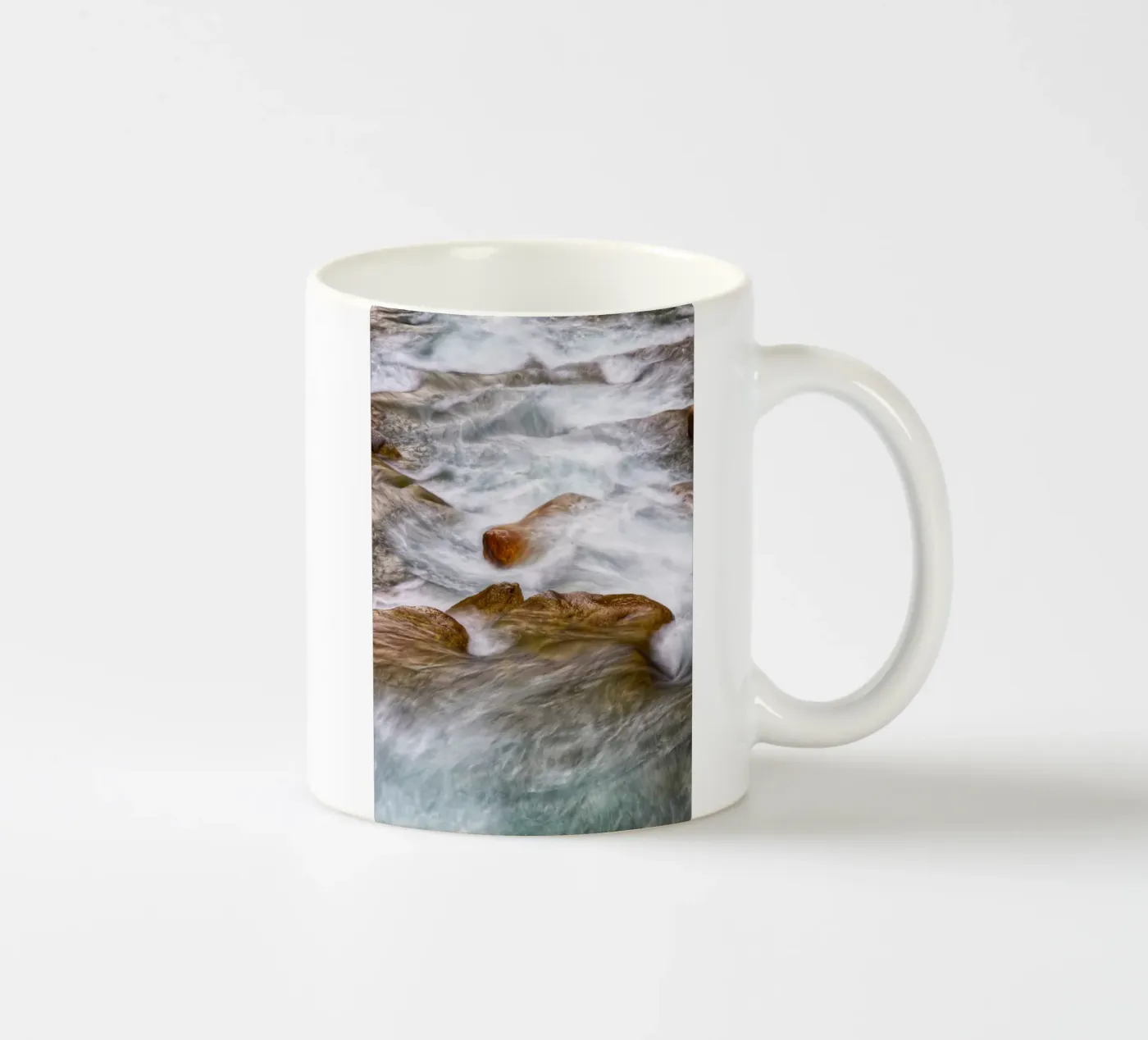 River flow ceramic mug by Fjöllart
