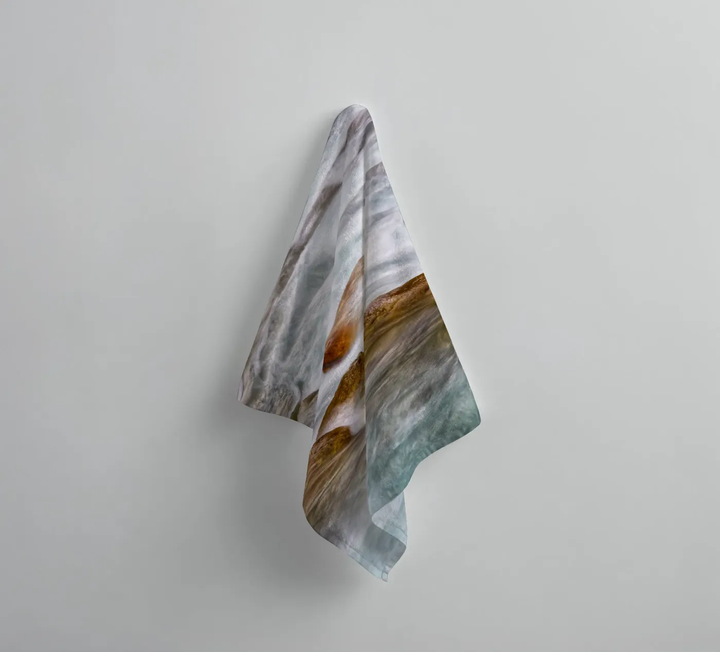 River flow towel by Fjöllart