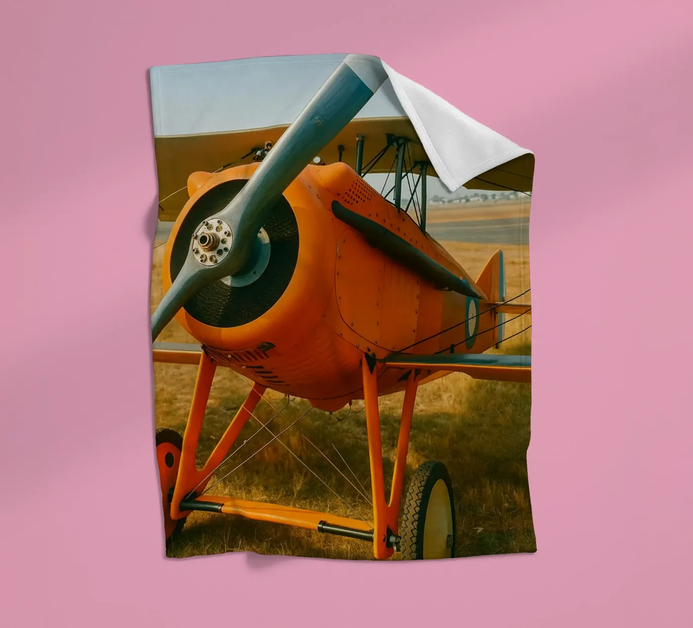 Oldtimer-Flugzeug Fleecedecke von tamarind