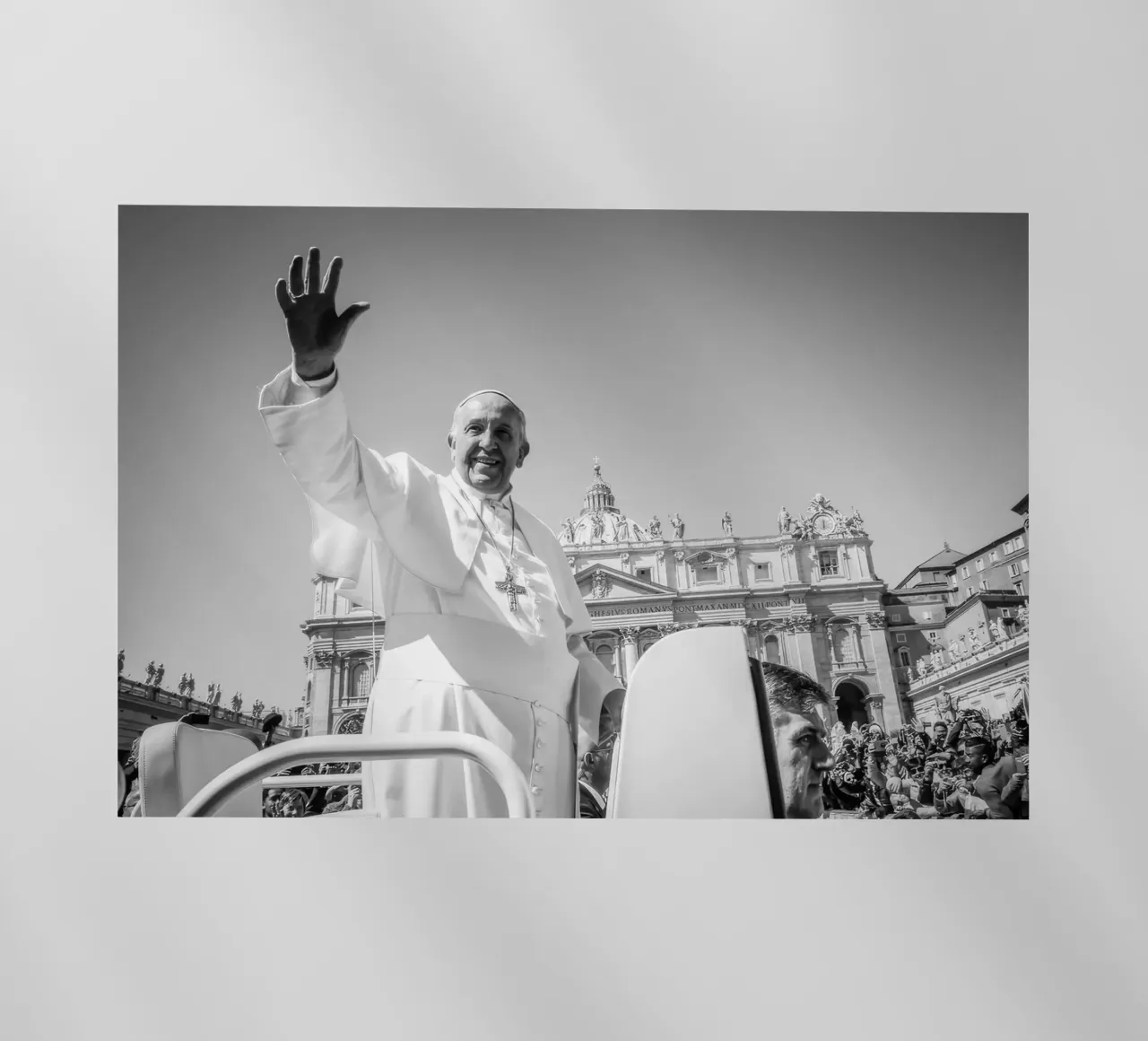 Papa Francesco saluta i fedeli a Roma in Vaticano pellicola backlit da blacsteel
