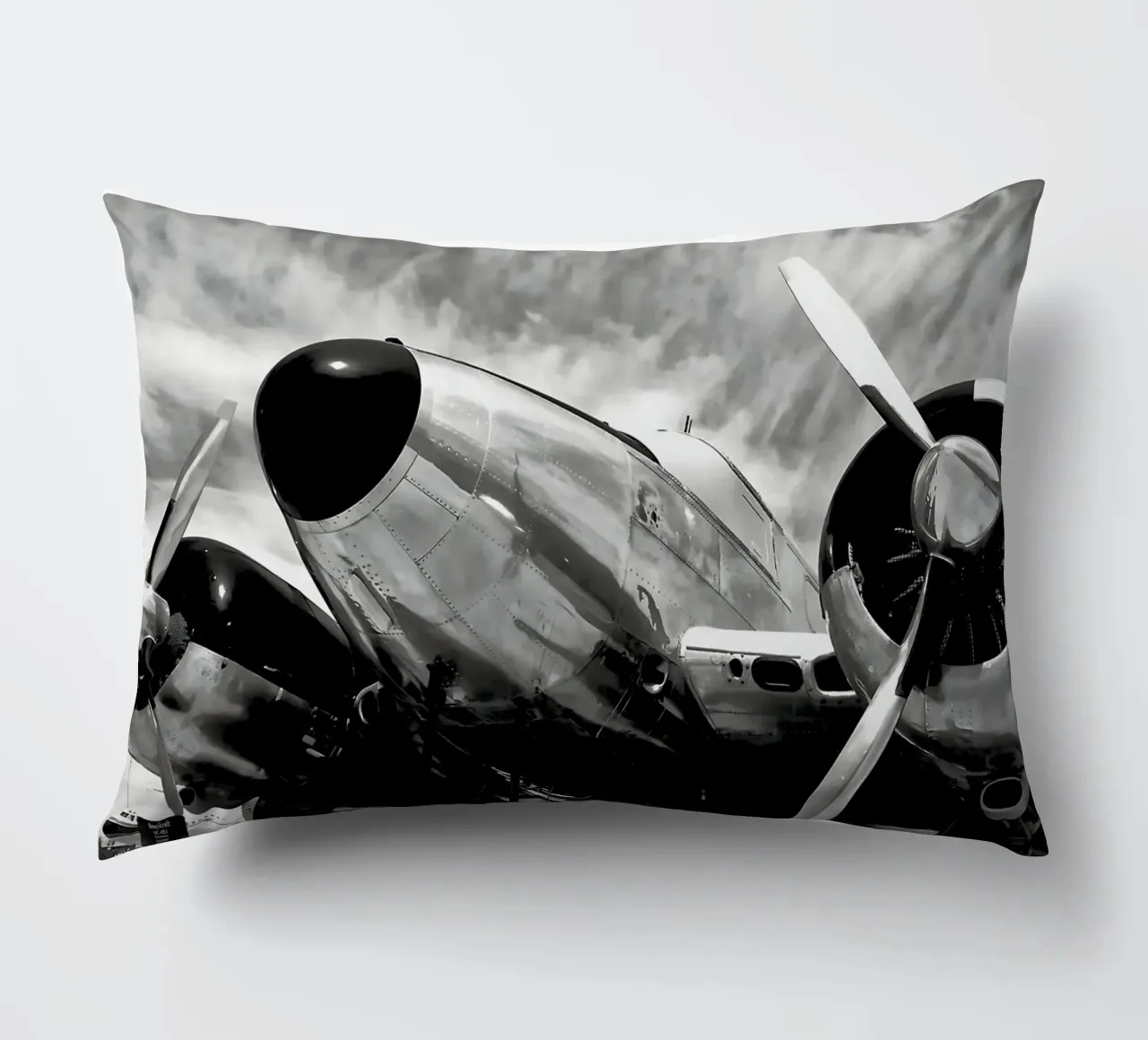 Aeroplano ad elica retrò in monocromia b&n vintage cuscino da DiveDuke