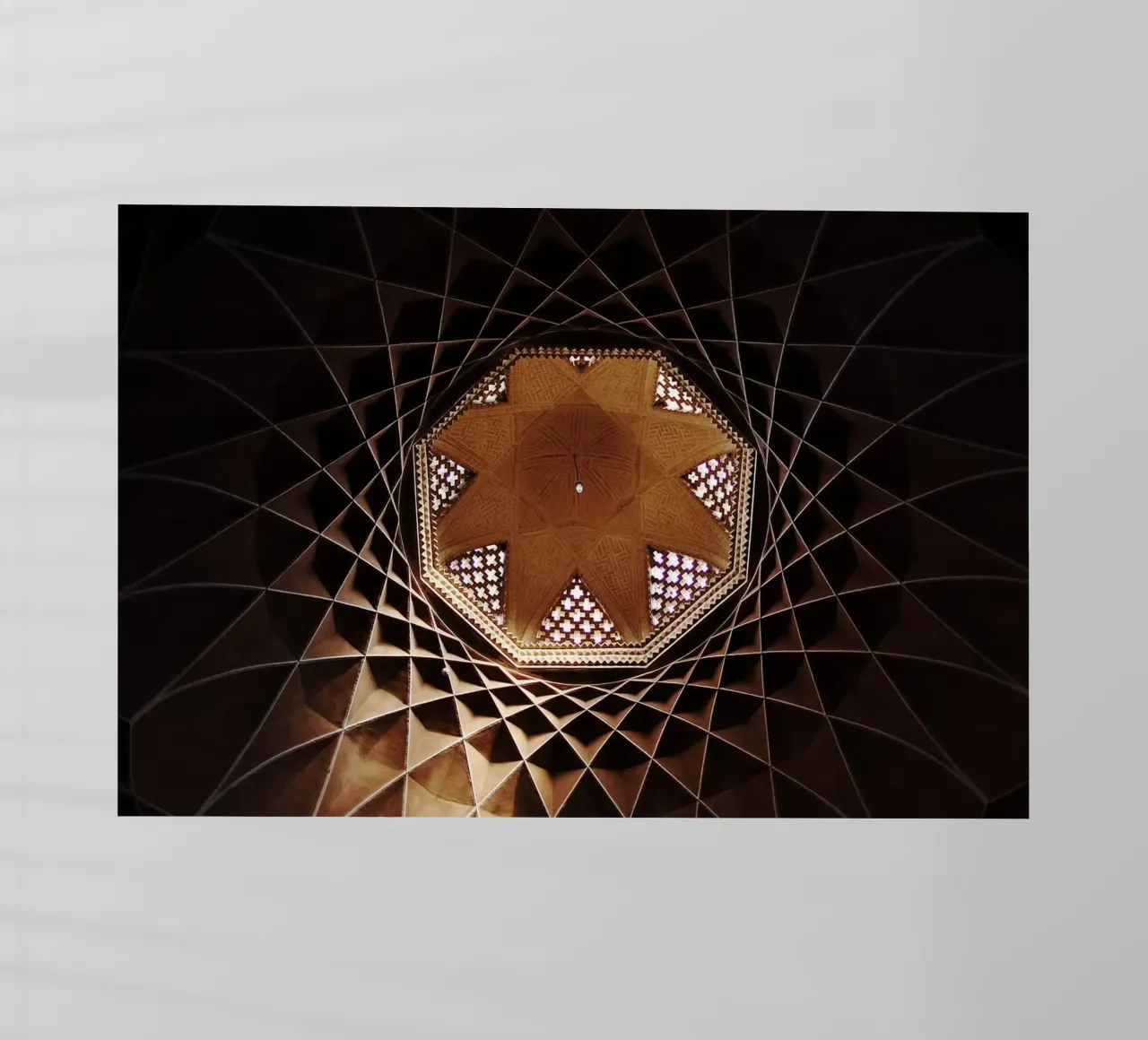 Adunata in Moschea a Esfahan (Iran) pellicola backlit da atmospheric pictures
