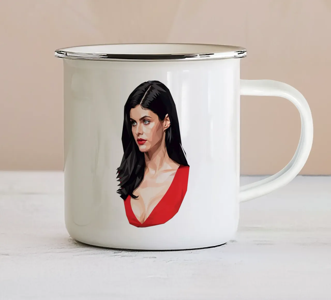 Alexandra Daddario Lowpoly tazza in smalto da Low Profile