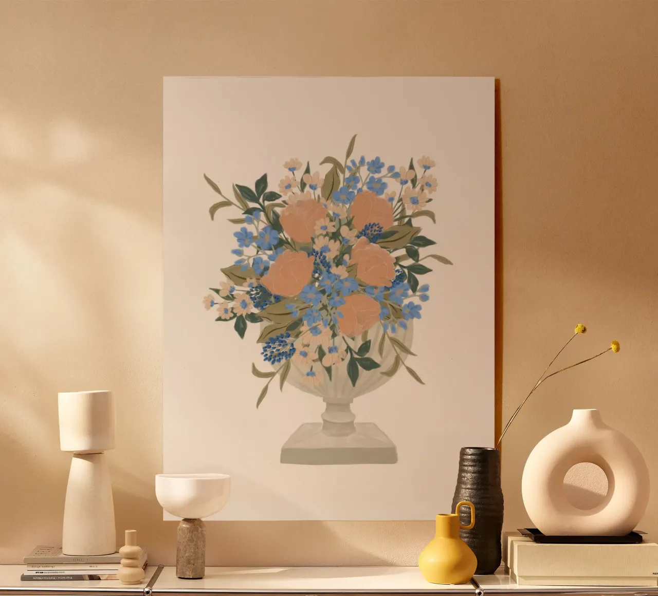 Exuberante ramo de flores en un jarrón copa metacrilato de herzundpapier