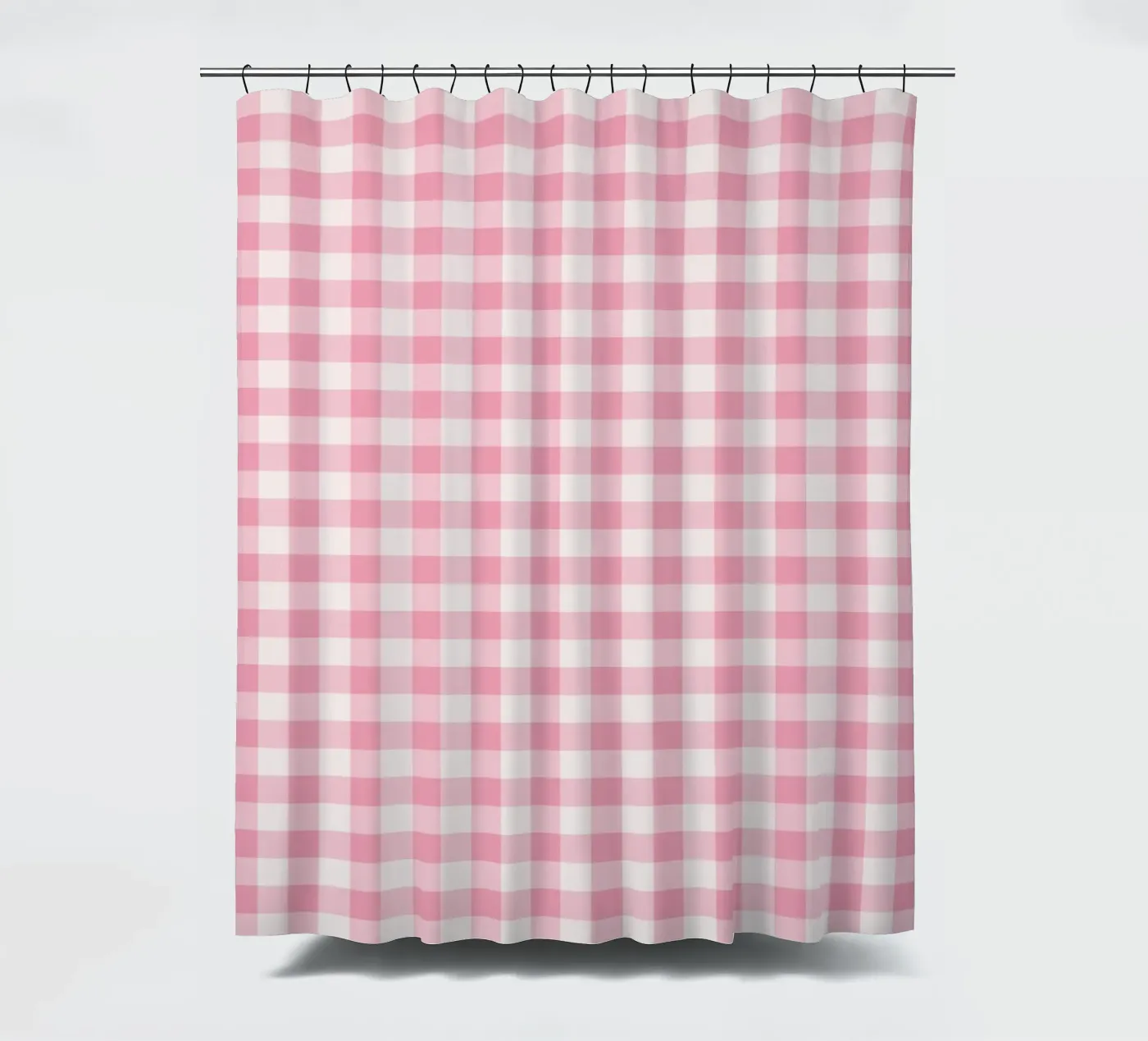 Rosa Gingham-Muster Duschvorhang von Altruist Studio
