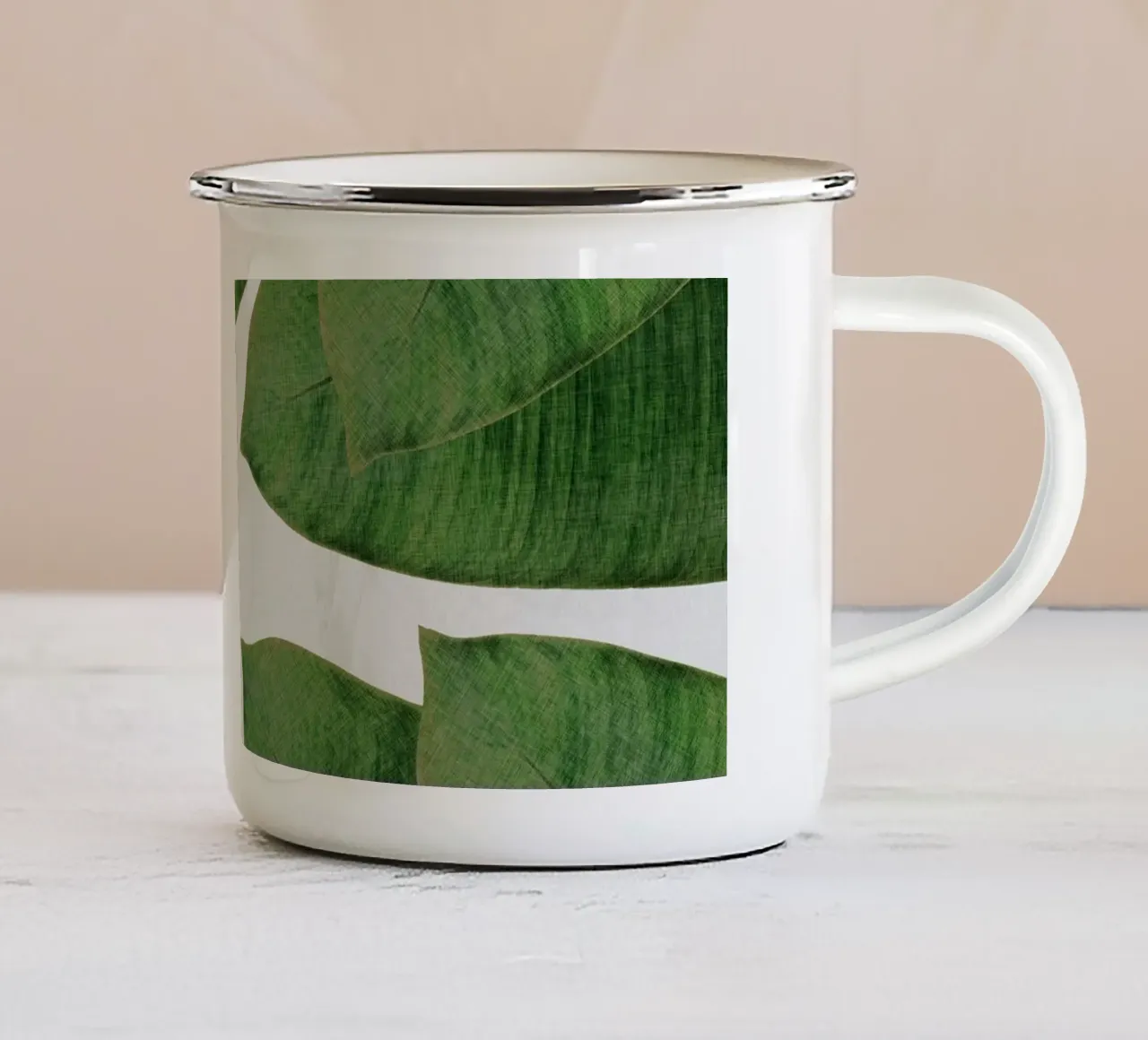 Banana Leaf I tazza in smalto da Orara Studio