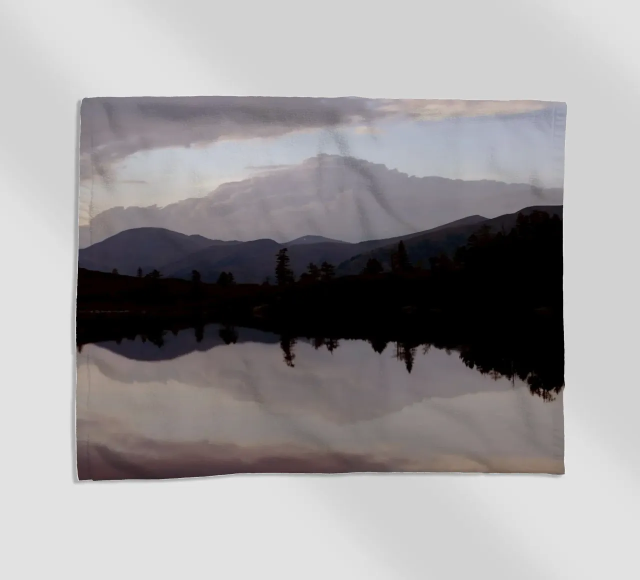 Riflessione sul Reedsee a Bad Gastein (Austria) telo mare da atmospheric pictures