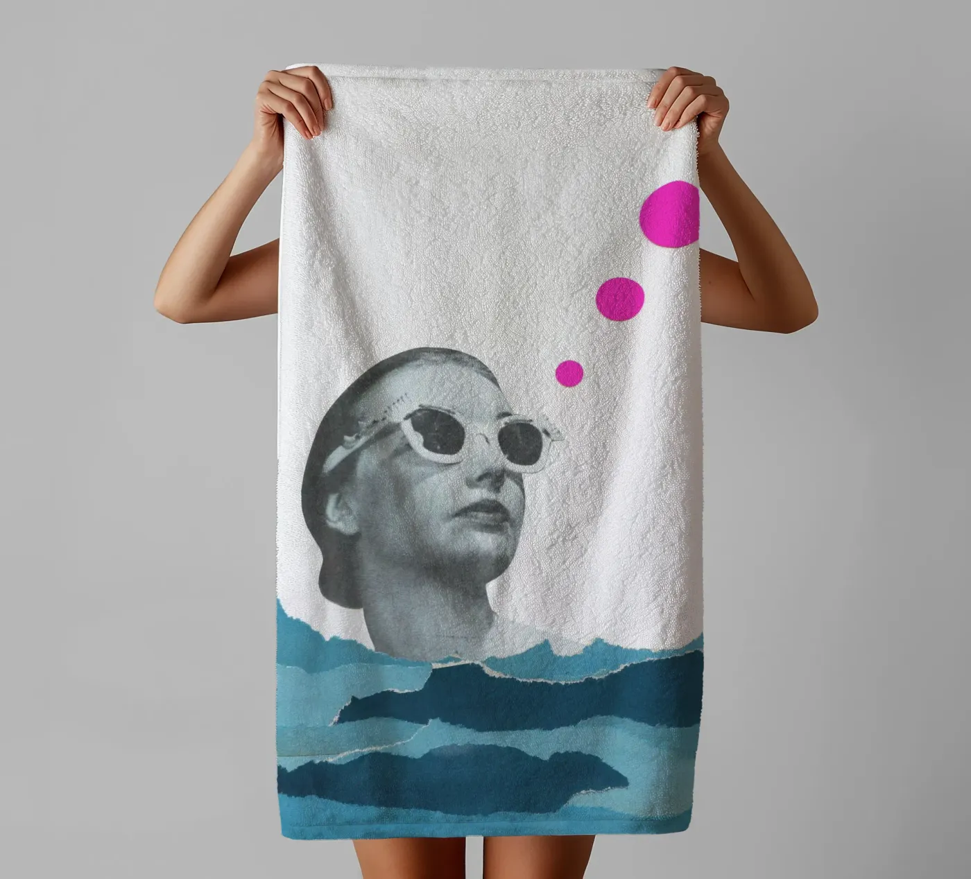 Stralen vangen badhanddoek van Cassia Beck Collage