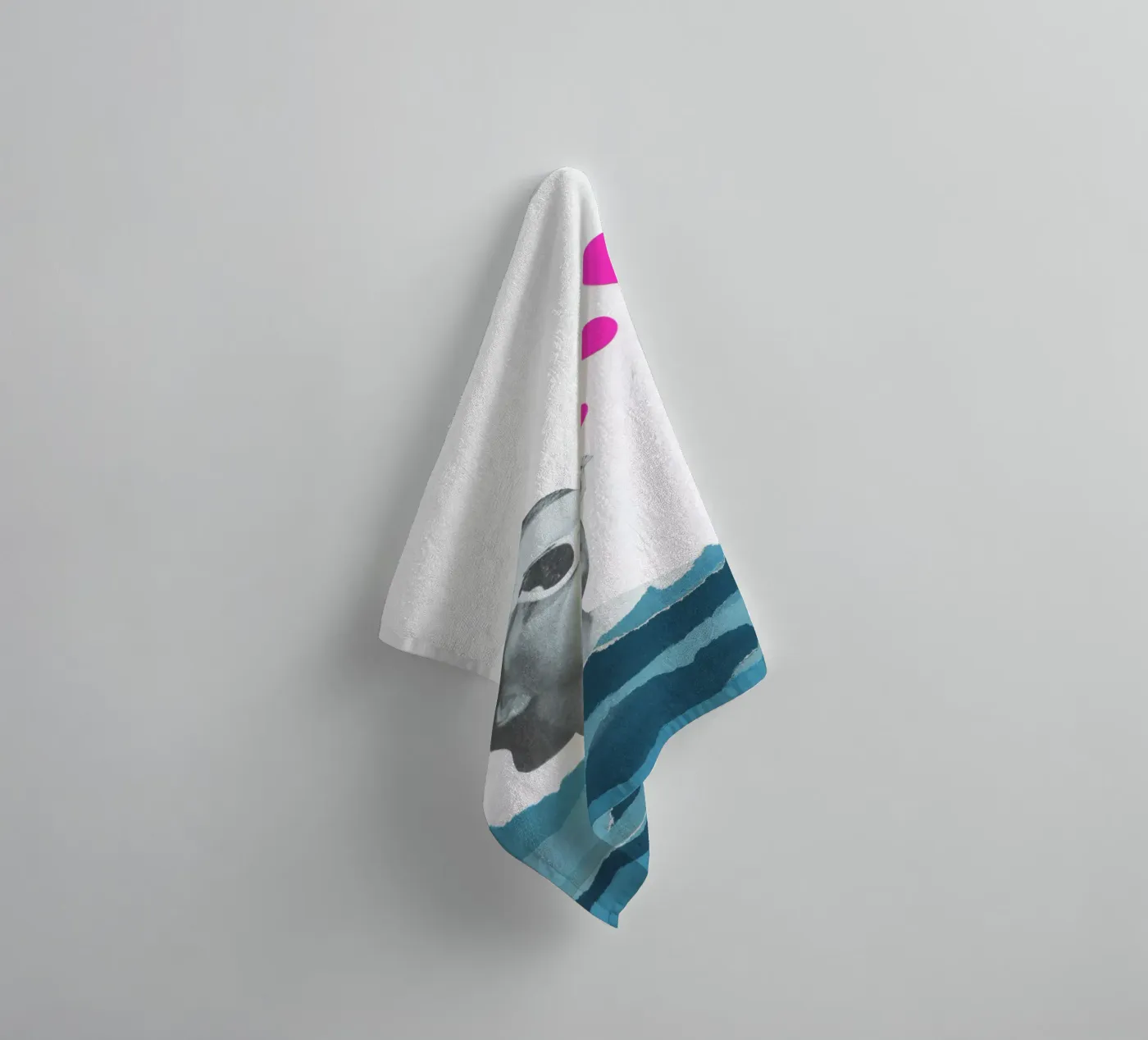 Stralen vangen badhanddoek van Cassia Beck Collage