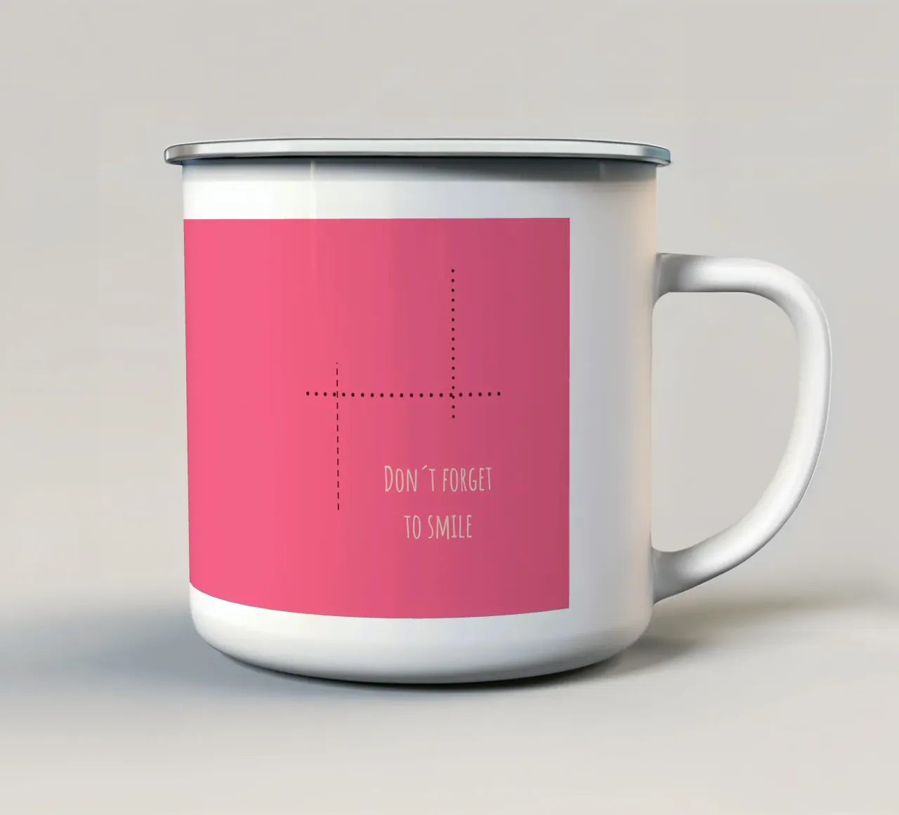 Sfondo rosa con la scritta Non dimenticare di sorridere tazza in smalto da Something for you