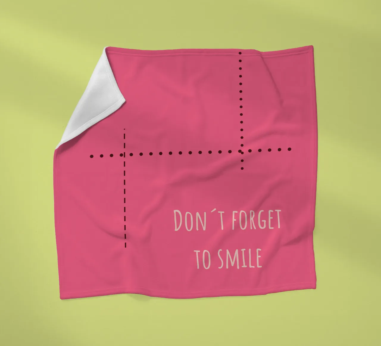 Sfondo rosa con la scritta Non dimenticare di sorridere coperta in pile da Something for you
