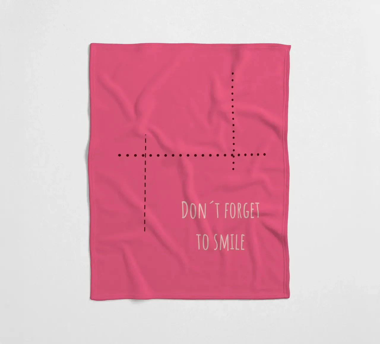 Sfondo rosa con la scritta Non dimenticare di sorridere coperta in pile da Something for you