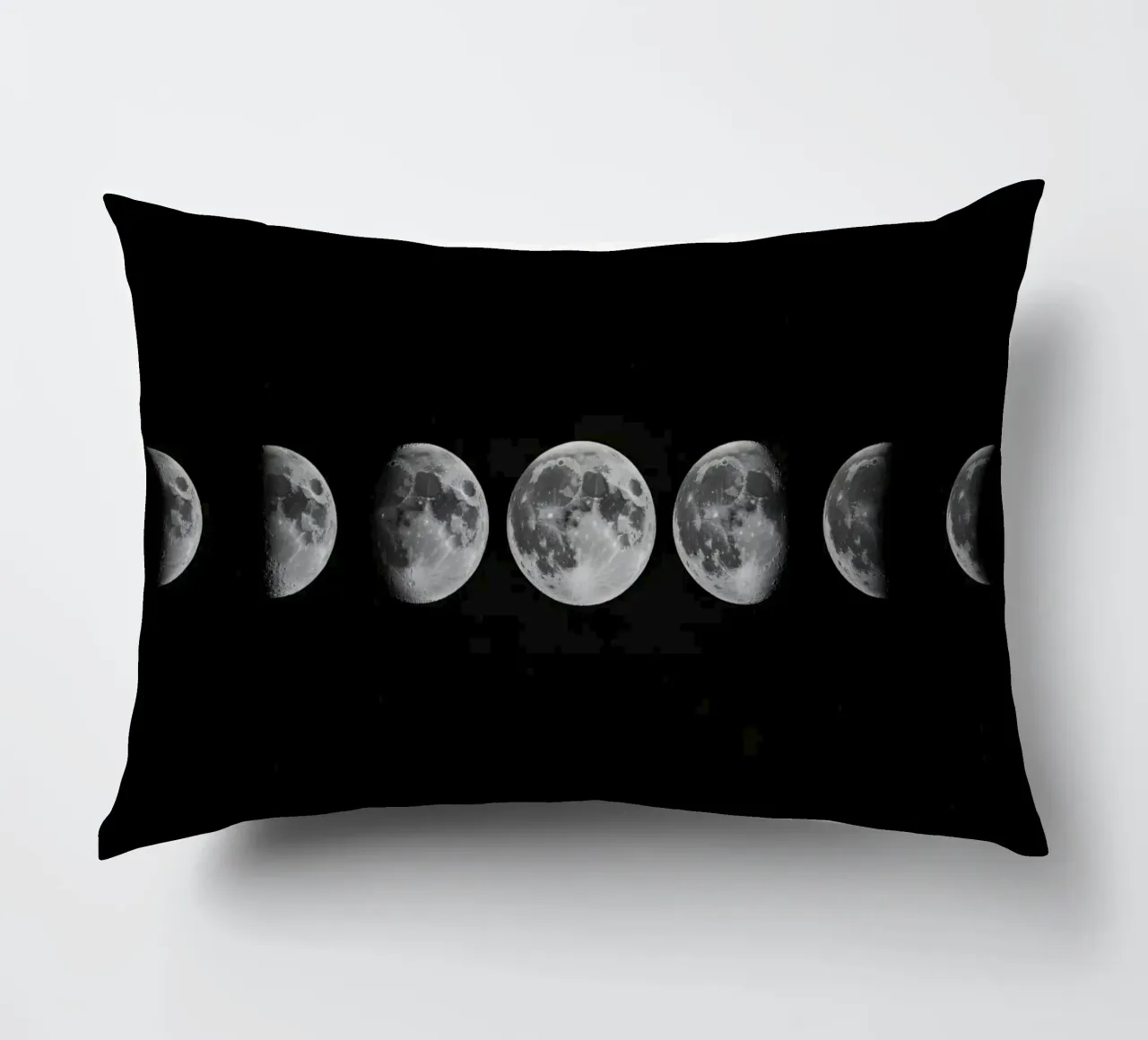 Fasi lunari in bianco e nero - Ciclo lunare cuscino da Plain Thoughts