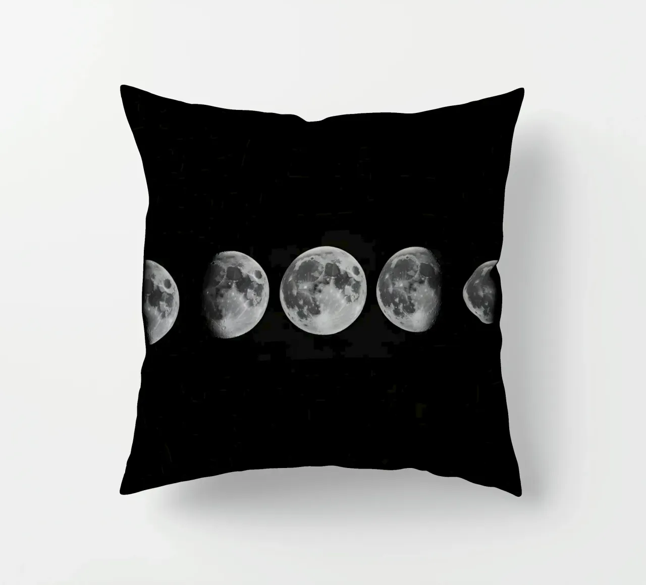 Fasi lunari in bianco e nero - Ciclo lunare cuscino da Plain Thoughts